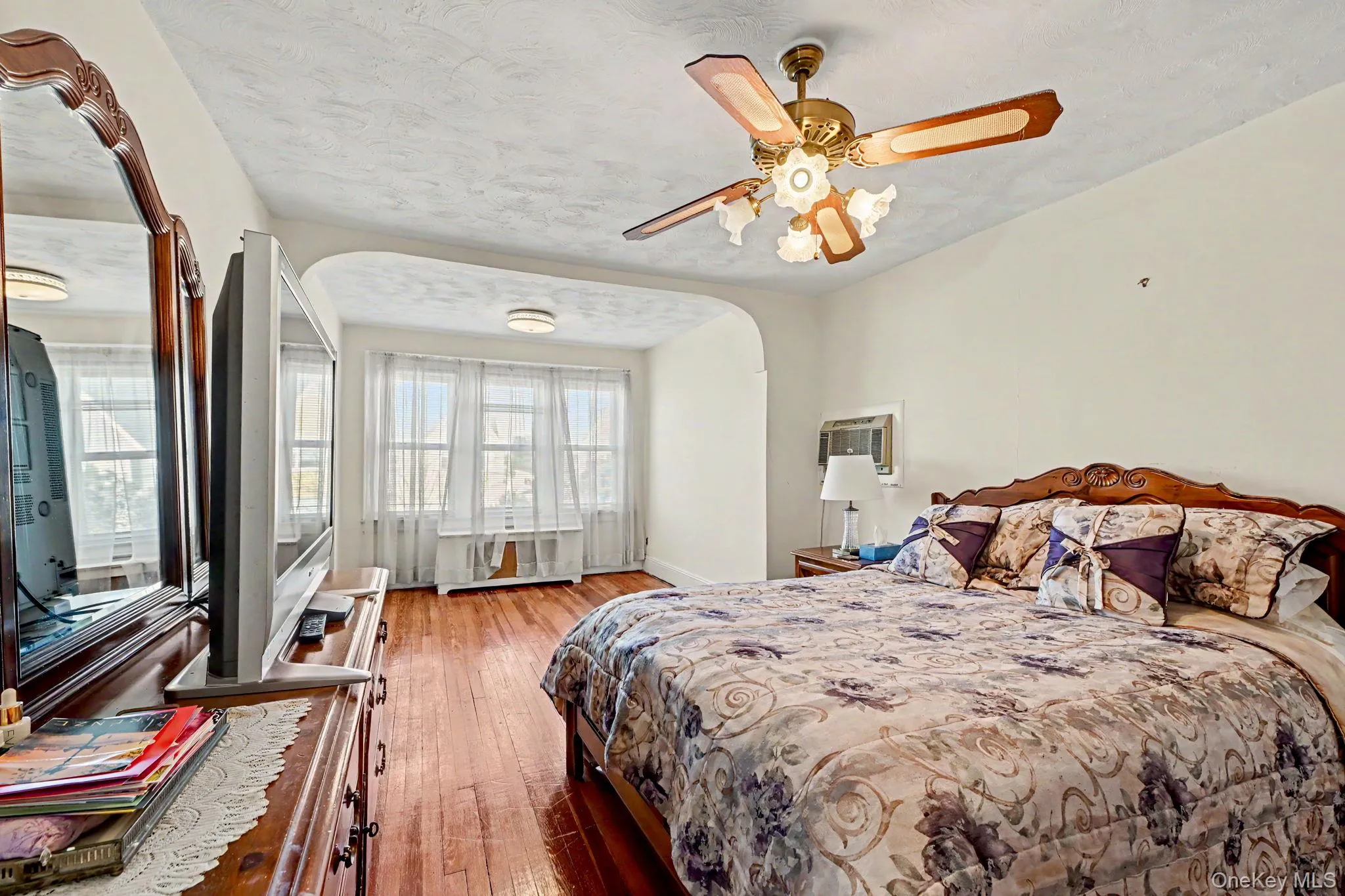 26 Munro Boulevard, Hempstead, NY, 3 Bedrooms Bedrooms, 7 Rooms Rooms,1 BathroomBathrooms,Residential,For Rent,Munro,0,1063730 26 Munro Boulevard, Hempstead, NY, 3 Bedrooms Bedrooms, 7 Rooms Rooms,1 BathroomBathrooms,Residential,For Rent,Munro,0,1063730