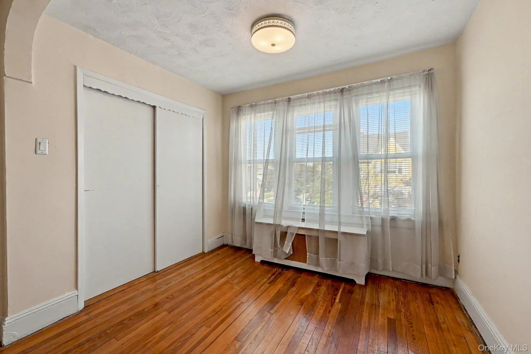 26 Munro Boulevard, Hempstead, NY, 3 Bedrooms Bedrooms, 7 Rooms Rooms,1 BathroomBathrooms,Residential,For Rent,Munro,0,1063730 26 Munro Boulevard, Hempstead, NY, 3 Bedrooms Bedrooms, 7 Rooms Rooms,1 BathroomBathrooms,Residential,For Rent,Munro,0,1063730