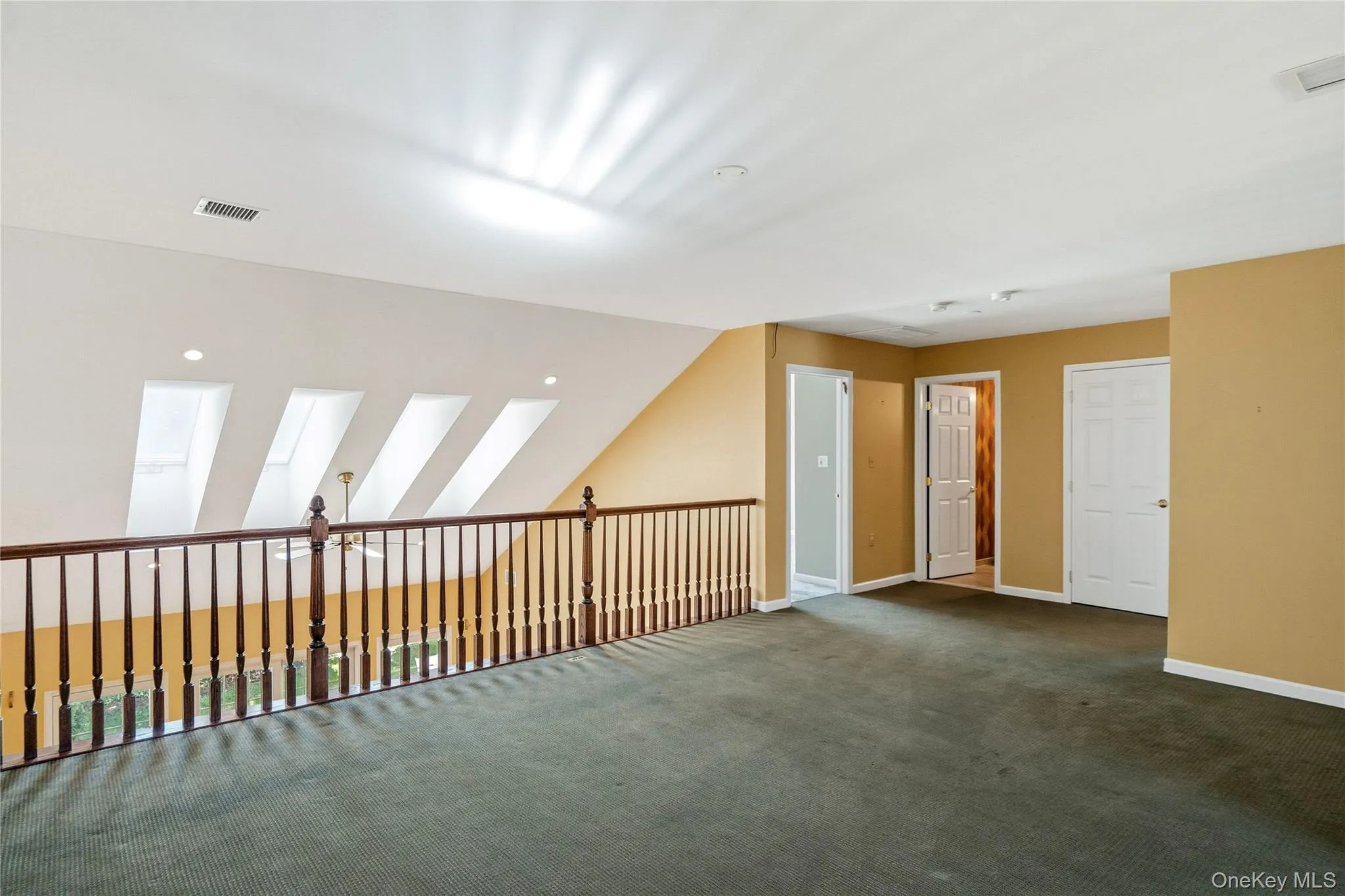 193 Pond View Drive, North Hempstead, NY, 3 Bedrooms Bedrooms, 8 Rooms Rooms,2 BathroomsBathrooms,Residential,For Rent,Pond View,0,1063734 193 Pond View Drive, North Hempstead, NY, 3 Bedrooms Bedrooms, 8 Rooms Rooms,2 BathroomsBathrooms,Residential,For Rent,Pond View,0,1063734
