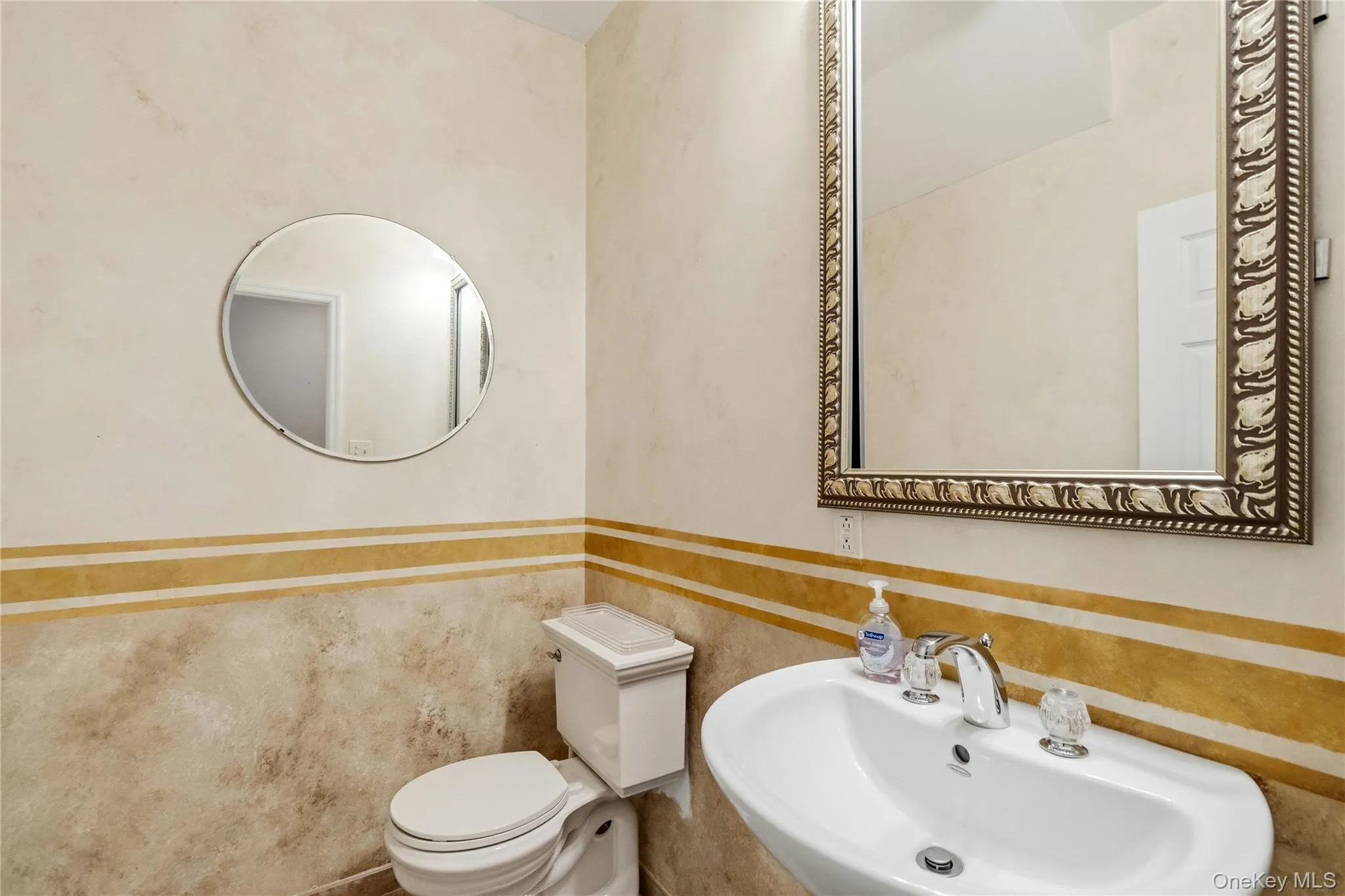 193 Pond View Drive, North Hempstead, NY, 3 Bedrooms Bedrooms, 8 Rooms Rooms,2 BathroomsBathrooms,Residential,For Rent,Pond View,0,1063734 193 Pond View Drive, North Hempstead, NY, 3 Bedrooms Bedrooms, 8 Rooms Rooms,2 BathroomsBathrooms,Residential,For Rent,Pond View,0,1063734