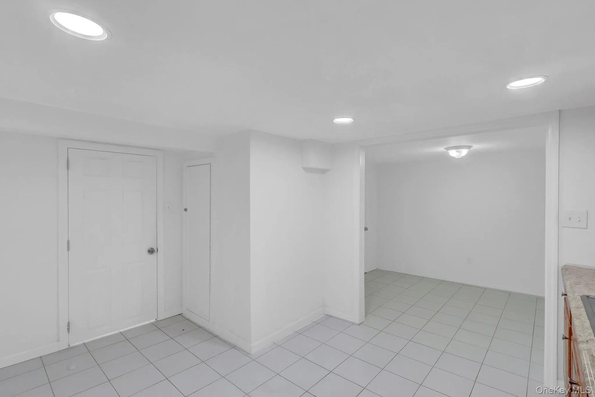 5 2nd Place, Hempstead, NY, 4 Bedrooms Bedrooms, 9 Rooms Rooms,3 BathroomsBathrooms,Residential,For Rent,2nd,0,1063737 5 2nd Place, Hempstead, NY, 4 Bedrooms Bedrooms, 9 Rooms Rooms,3 BathroomsBathrooms,Residential,For Rent,2nd,0,1063737
