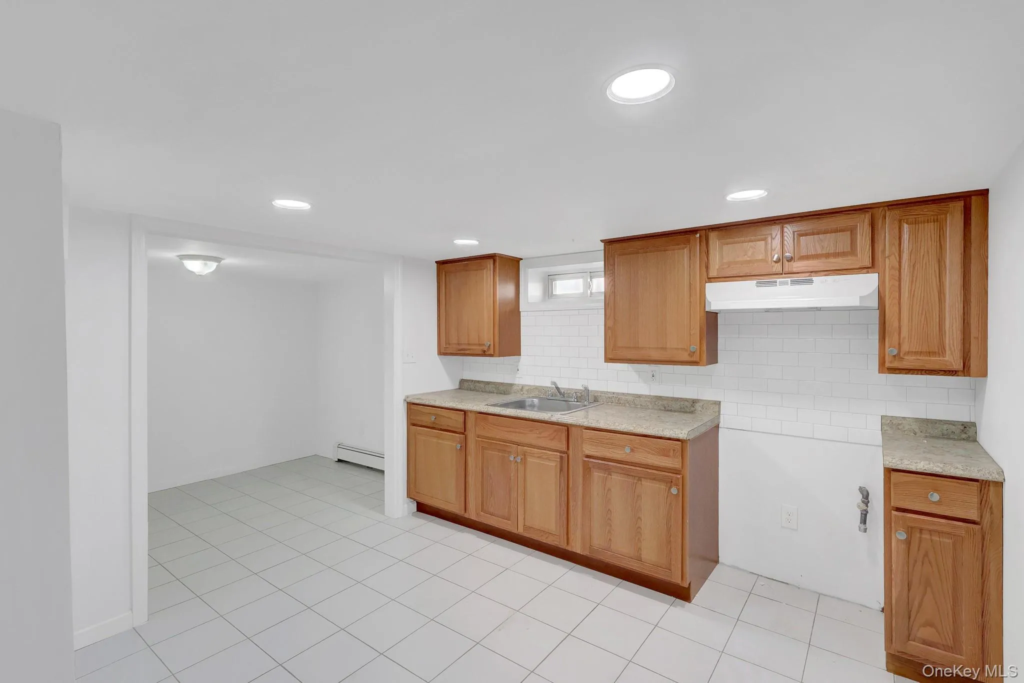 5 2nd Place, Hempstead, NY, 4 Bedrooms Bedrooms, 9 Rooms Rooms,3 BathroomsBathrooms,Residential,For Rent,2nd,0,1063737 5 2nd Place, Hempstead, NY, 4 Bedrooms Bedrooms, 9 Rooms Rooms,3 BathroomsBathrooms,Residential,For Rent,2nd,0,1063737