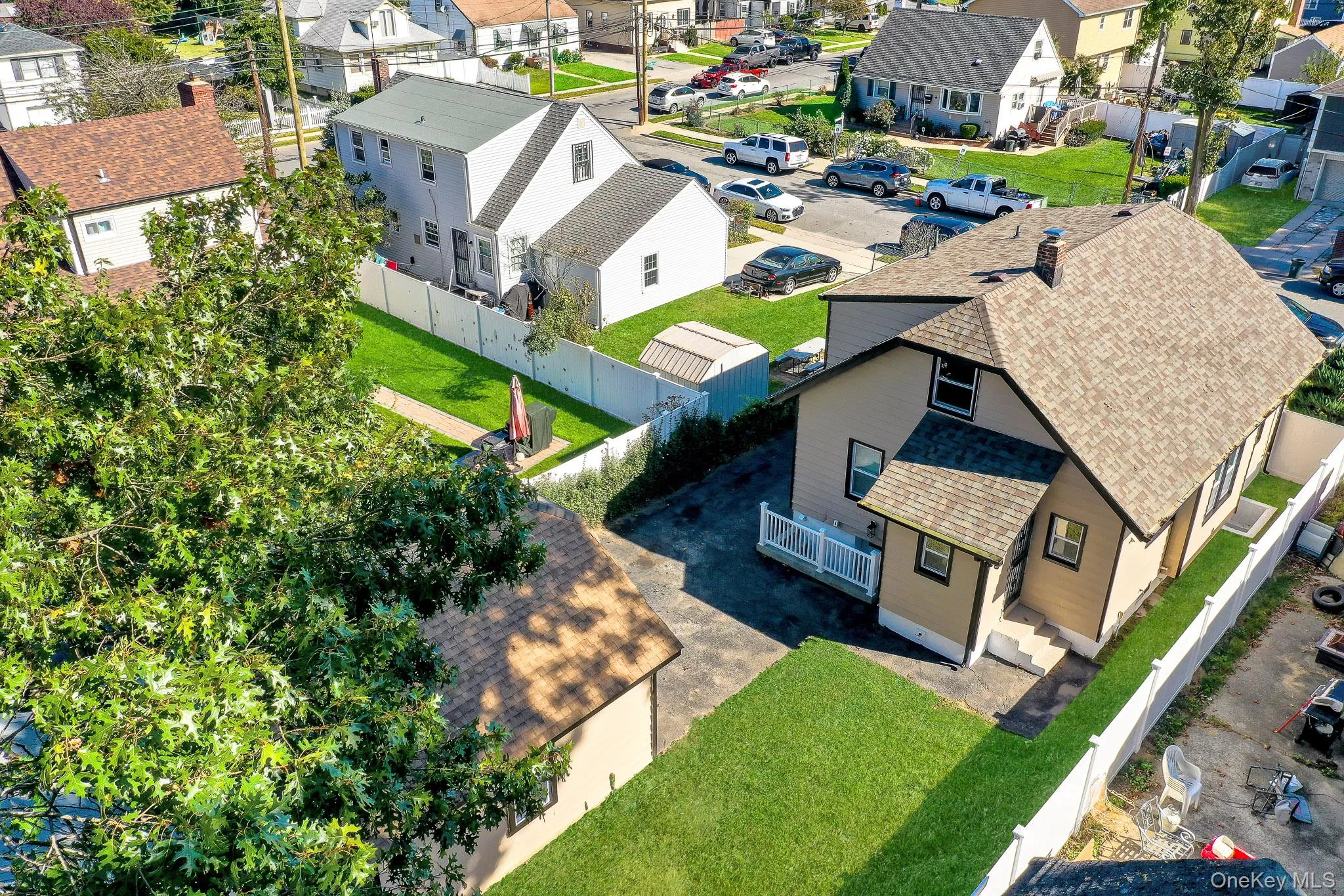 5 2nd Place, Hempstead, NY, 4 Bedrooms Bedrooms, 9 Rooms Rooms,3 BathroomsBathrooms,Residential,For Rent,2nd,0,1063737 5 2nd Place, Hempstead, NY, 4 Bedrooms Bedrooms, 9 Rooms Rooms,3 BathroomsBathrooms,Residential,For Rent,2nd,0,1063737