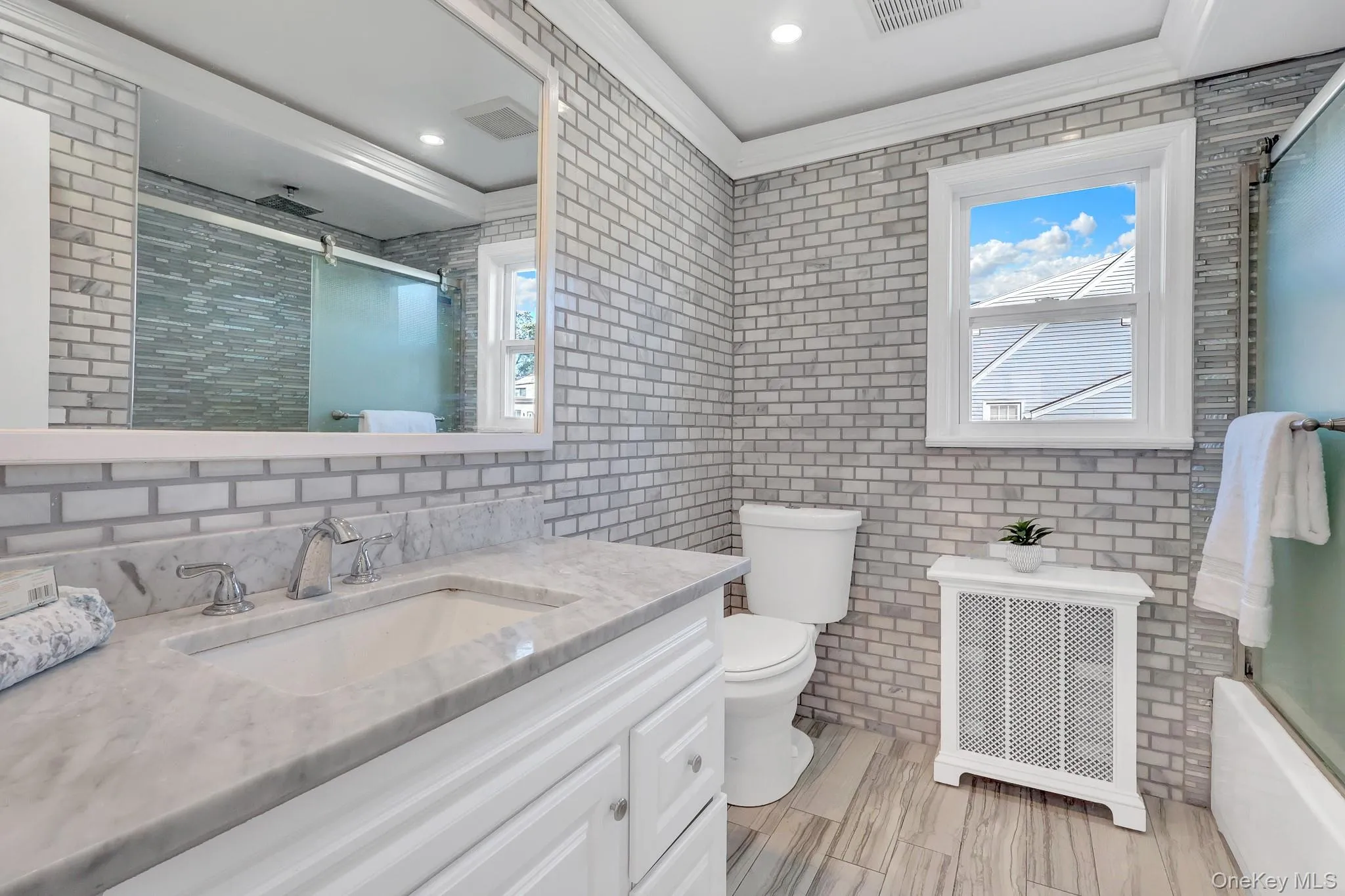 5 2nd Place, Hempstead, NY, 4 Bedrooms Bedrooms, 9 Rooms Rooms,3 BathroomsBathrooms,Residential,For Rent,2nd,0,1063737 5 2nd Place, Hempstead, NY, 4 Bedrooms Bedrooms, 9 Rooms Rooms,3 BathroomsBathrooms,Residential,For Rent,2nd,0,1063737