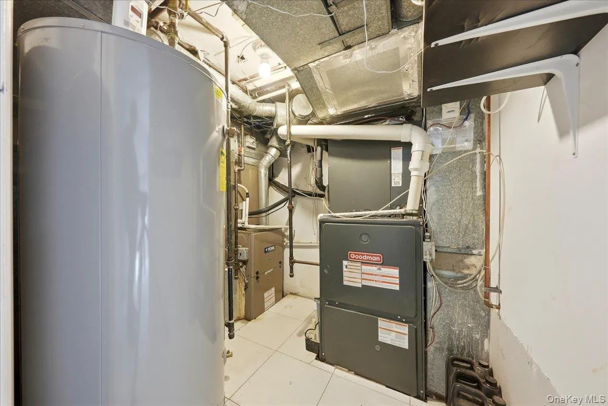 3828 Bedford Avenue, New York, NY, 7 Bedrooms Bedrooms, 20 Rooms Rooms,5 BathroomsBathrooms,Residential,For Rent,Bedford,0,1063745 3828 Bedford Avenue, New York, NY, 7 Bedrooms Bedrooms, 20 Rooms Rooms,5 BathroomsBathrooms,Residential,For Rent,Bedford,0,1063745