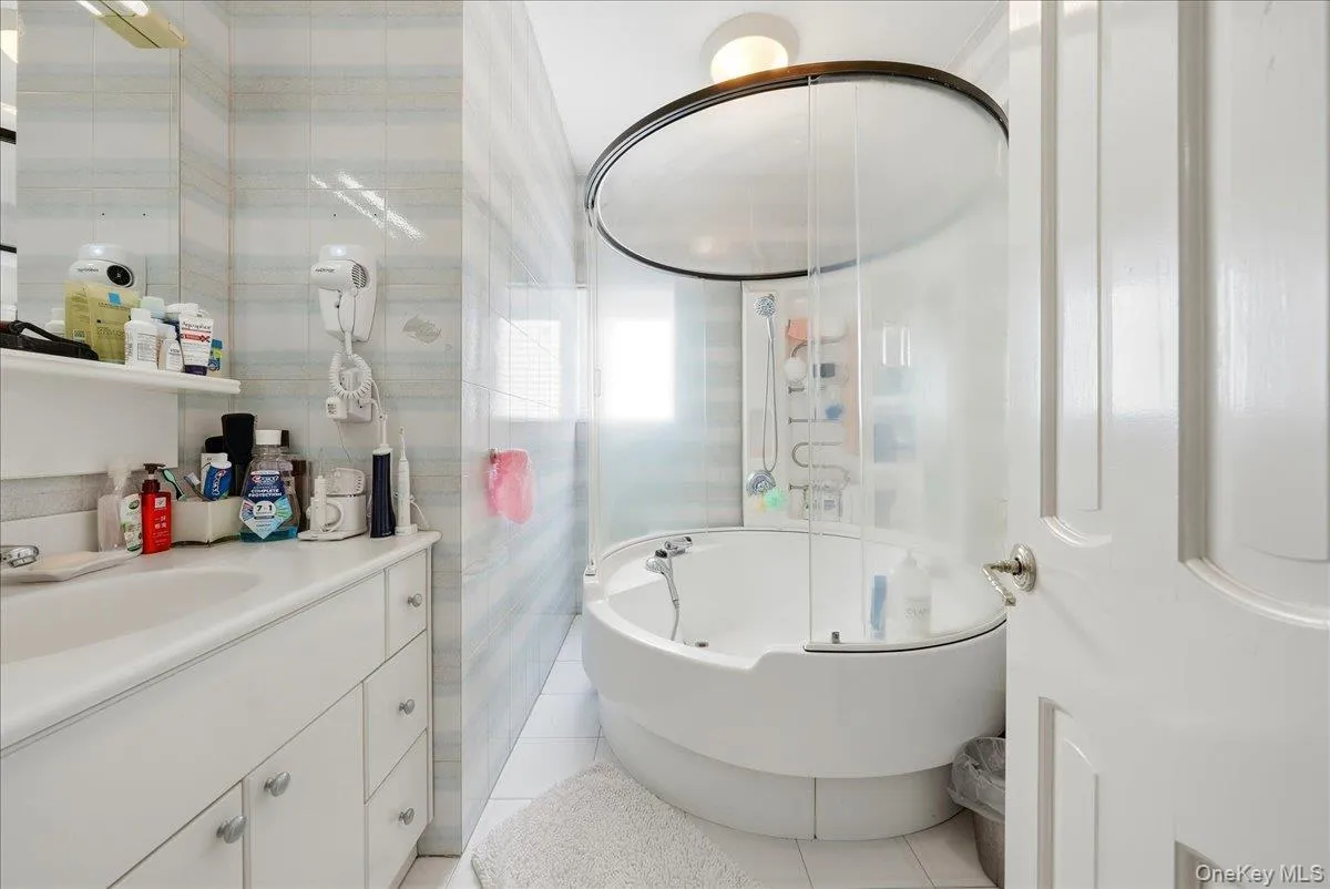 3828 Bedford Avenue, New York, NY, 7 Bedrooms Bedrooms, 20 Rooms Rooms,5 BathroomsBathrooms,Residential,For Rent,Bedford,0,1063745 3828 Bedford Avenue, New York, NY, 7 Bedrooms Bedrooms, 20 Rooms Rooms,5 BathroomsBathrooms,Residential,For Rent,Bedford,0,1063745
