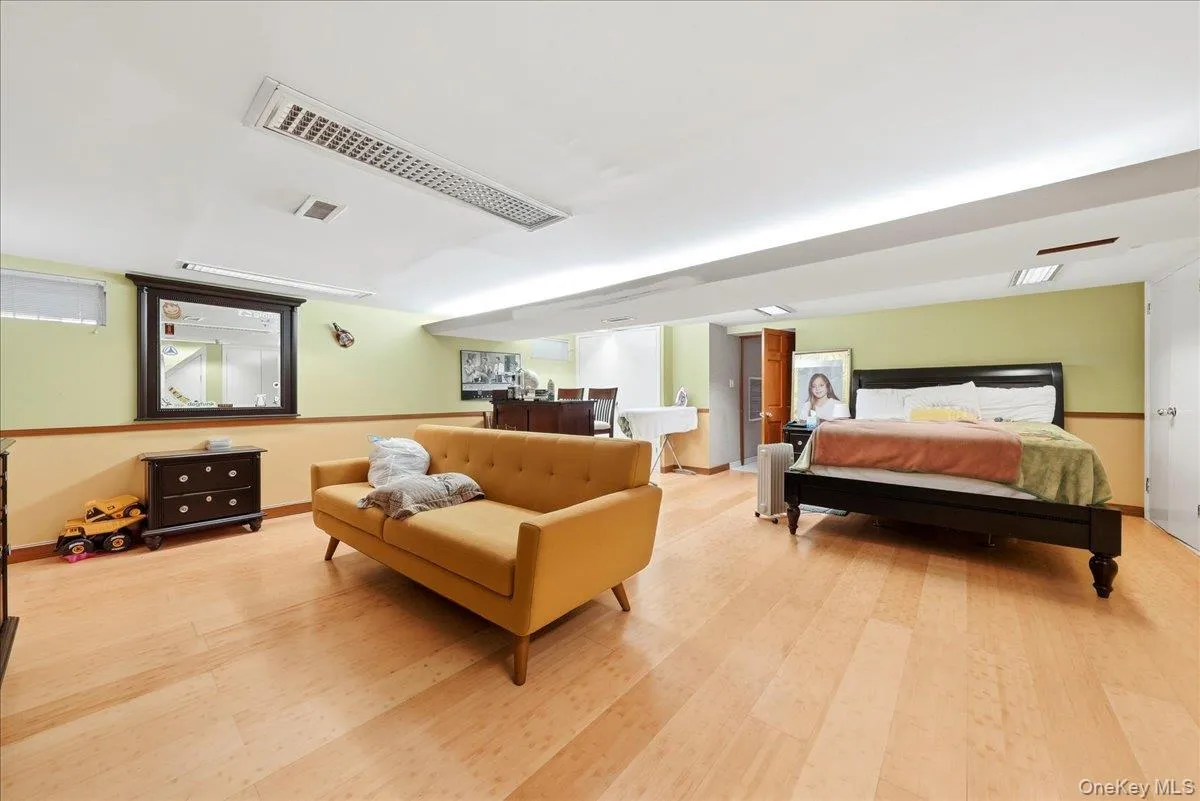 3828 Bedford Avenue, New York, NY, 7 Bedrooms Bedrooms, 20 Rooms Rooms,5 BathroomsBathrooms,Residential,For Rent,Bedford,0,1063745 3828 Bedford Avenue, New York, NY, 7 Bedrooms Bedrooms, 20 Rooms Rooms,5 BathroomsBathrooms,Residential,For Rent,Bedford,0,1063745