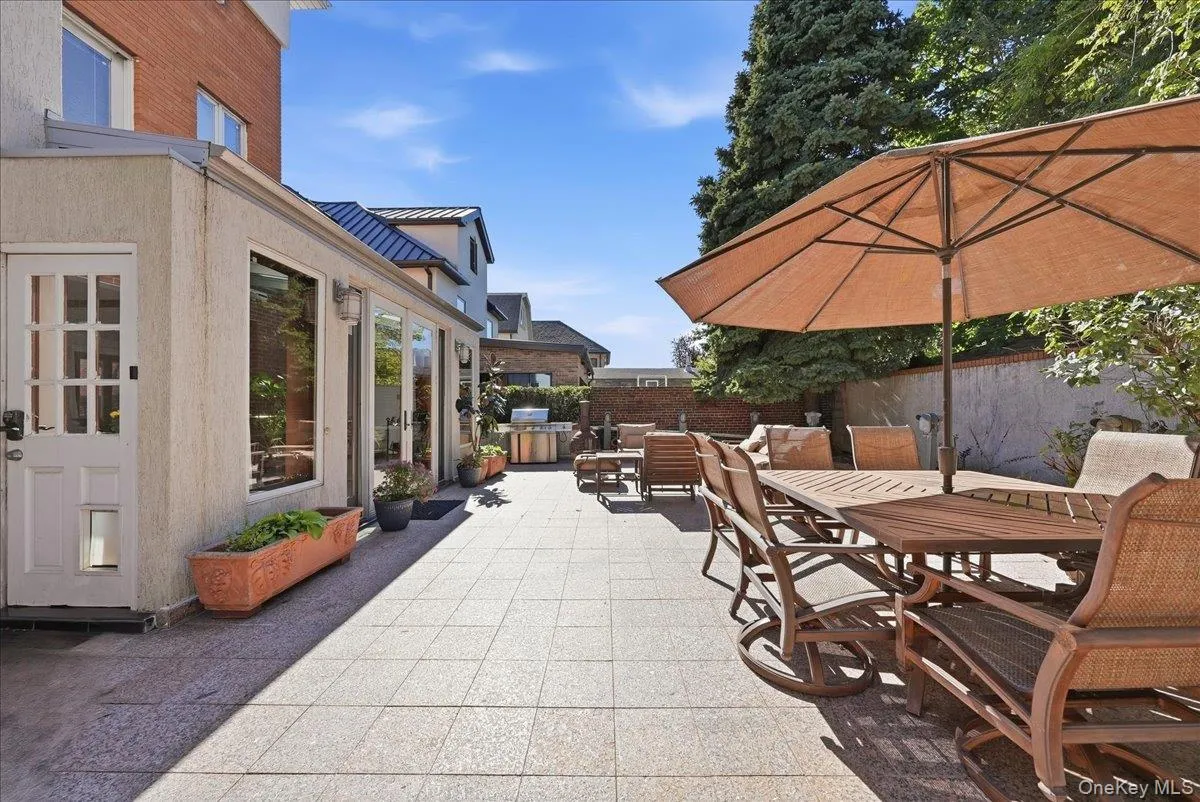 3828 Bedford Avenue, New York, NY, 7 Bedrooms Bedrooms, 20 Rooms Rooms,5 BathroomsBathrooms,Residential,For Rent,Bedford,0,1063745 3828 Bedford Avenue, New York, NY, 7 Bedrooms Bedrooms, 20 Rooms Rooms,5 BathroomsBathrooms,Residential,For Rent,Bedford,0,1063745