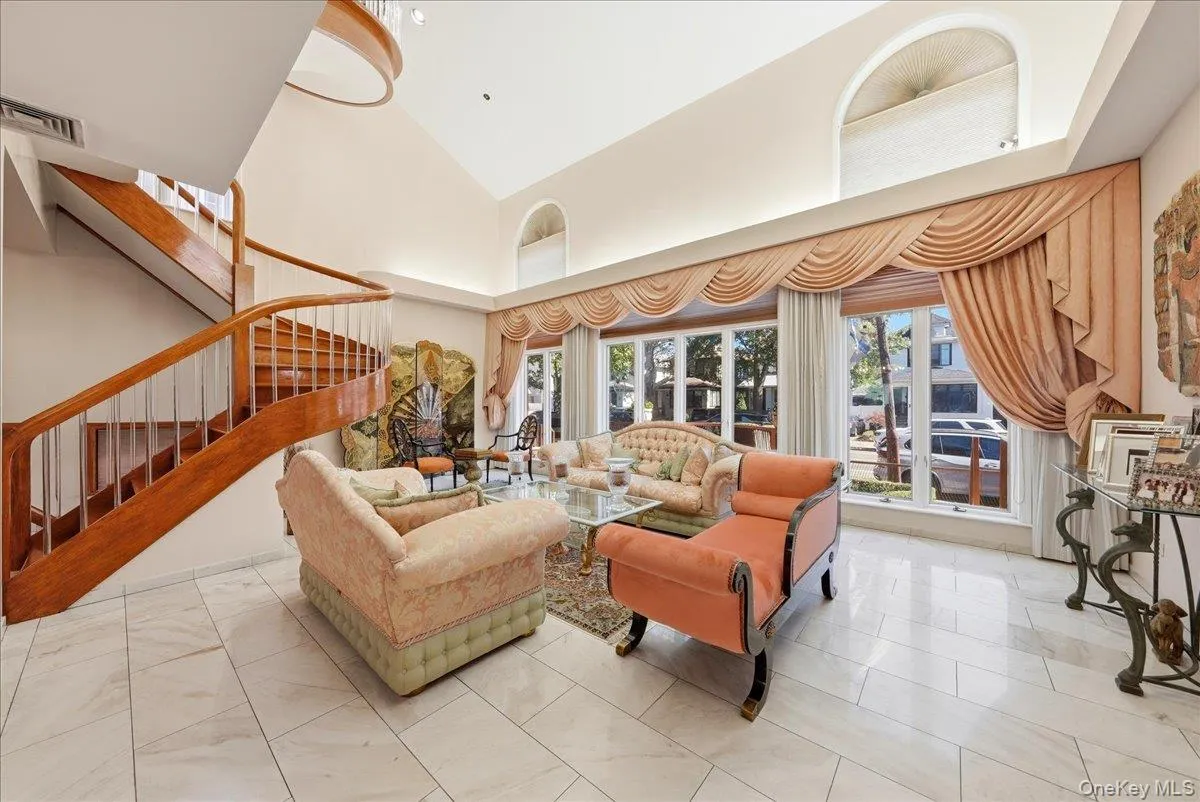 3828 Bedford Avenue, New York, NY, 7 Bedrooms Bedrooms, 20 Rooms Rooms,5 BathroomsBathrooms,Residential,For Rent,Bedford,0,1063745 3828 Bedford Avenue, New York, NY, 7 Bedrooms Bedrooms, 20 Rooms Rooms,5 BathroomsBathrooms,Residential,For Rent,Bedford,0,1063745