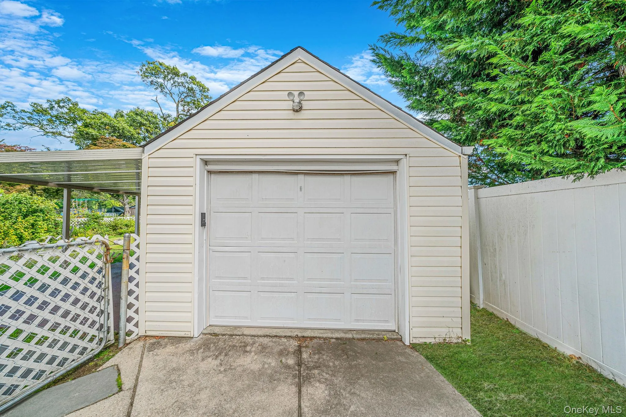 321 Maplegrove Avenue, Hempstead, NY, 4 Bedrooms Bedrooms, 10 Rooms Rooms,2 BathroomsBathrooms,Residential,For Rent,Maplegrove,0,1063747 321 Maplegrove Avenue, Hempstead, NY, 4 Bedrooms Bedrooms, 10 Rooms Rooms,2 BathroomsBathrooms,Residential,For Rent,Maplegrove,0,1063747