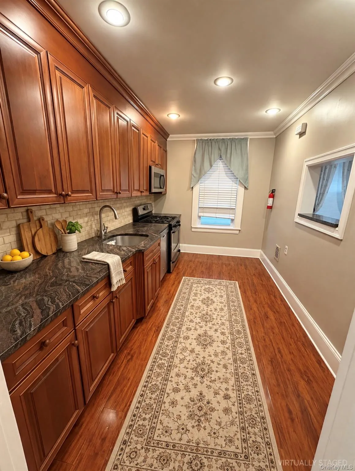 7103 69th Place, New York, NY, 3 Bedrooms Bedrooms, 6 Rooms Rooms,1 BathroomBathrooms,Residential Lease,For Rent,69th,0,1063762 7103 69th Place, New York, NY, 3 Bedrooms Bedrooms, 6 Rooms Rooms,1 BathroomBathrooms,Residential Lease,For Rent,69th,0,1063762
