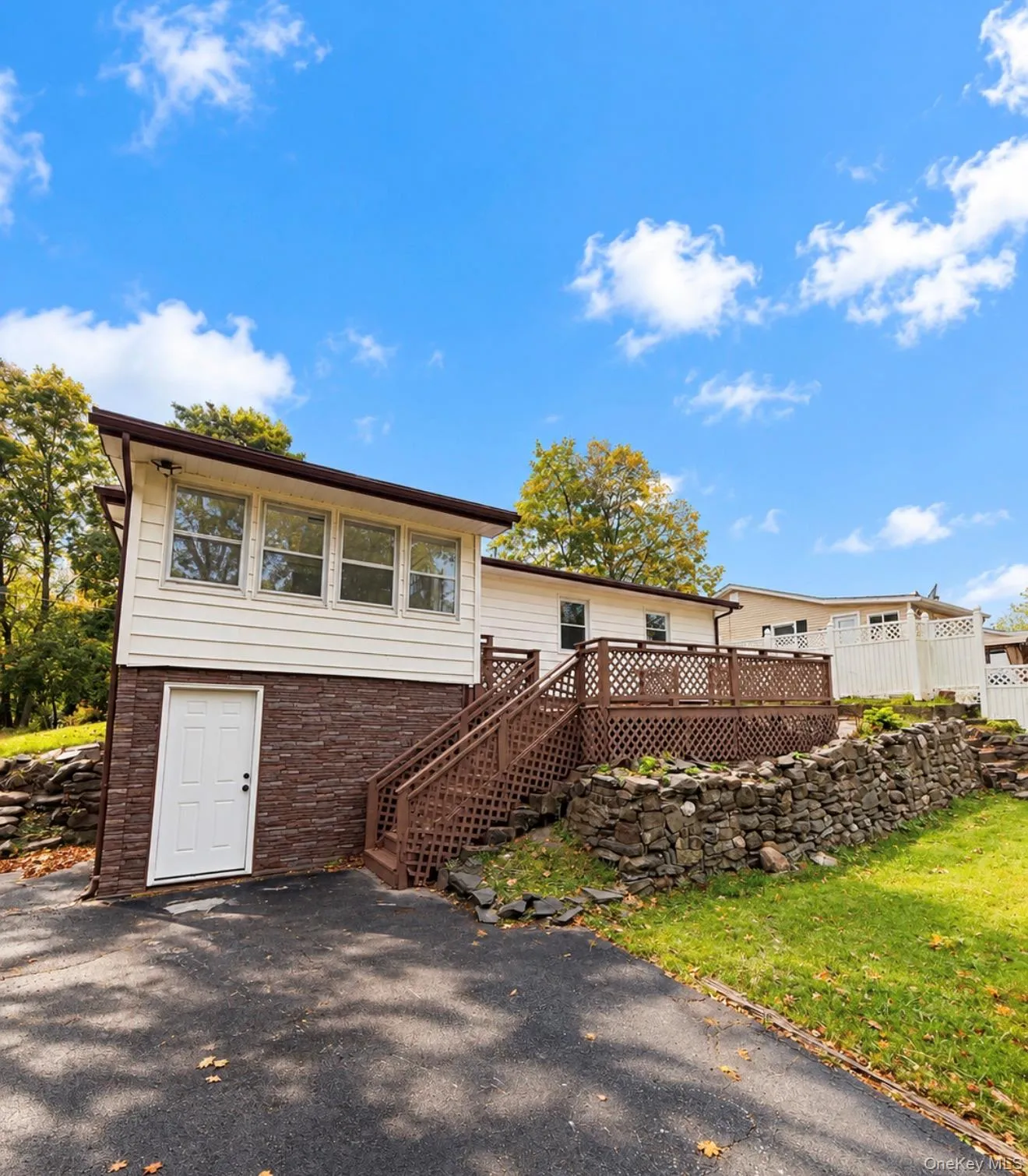19 Judd Place, Goshen, NY, 3 Bedrooms Bedrooms, 8 Rooms Rooms,1 BathroomBathrooms,Residential,For Rent,Judd,0,1063782 19 Judd Place, Goshen, NY, 3 Bedrooms Bedrooms, 8 Rooms Rooms,1 BathroomBathrooms,Residential,For Rent,Judd,0,1063782
