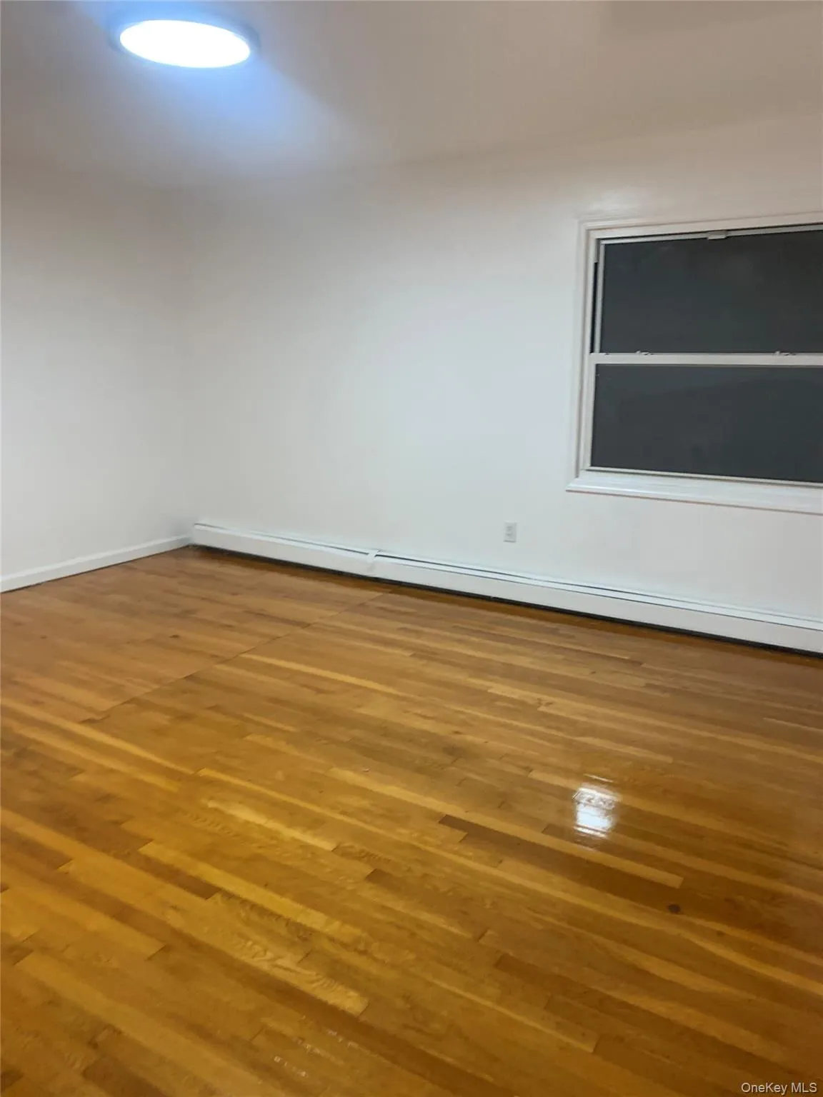 217-05 104 Avenue, New York, NY, 2 Bedrooms Bedrooms, 5 Rooms Rooms,1 BathroomBathrooms,Residential Lease,For Rent,104,0,1063786 217-05 104 Avenue, New York, NY, 2 Bedrooms Bedrooms, 5 Rooms Rooms,1 BathroomBathrooms,Residential Lease,For Rent,104,0,1063786
