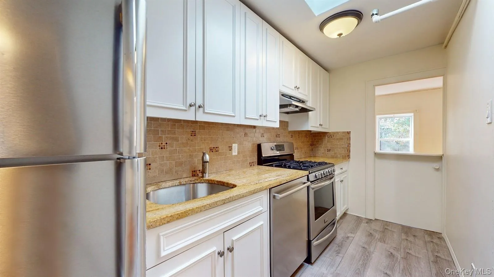 467 Waverly Avenue, New York, NY, 3 Bedroom Bedrooms, 6 Room Rooms,1 BathroomBathrooms,Residential Lease,For Rent,Waverly,0,1063803 467 Waverly Avenue, New York, NY, 3 Bedroom Bedrooms, 6 Room Rooms,1 BathroomBathrooms,Residential Lease,For Rent,Waverly,0,1063803