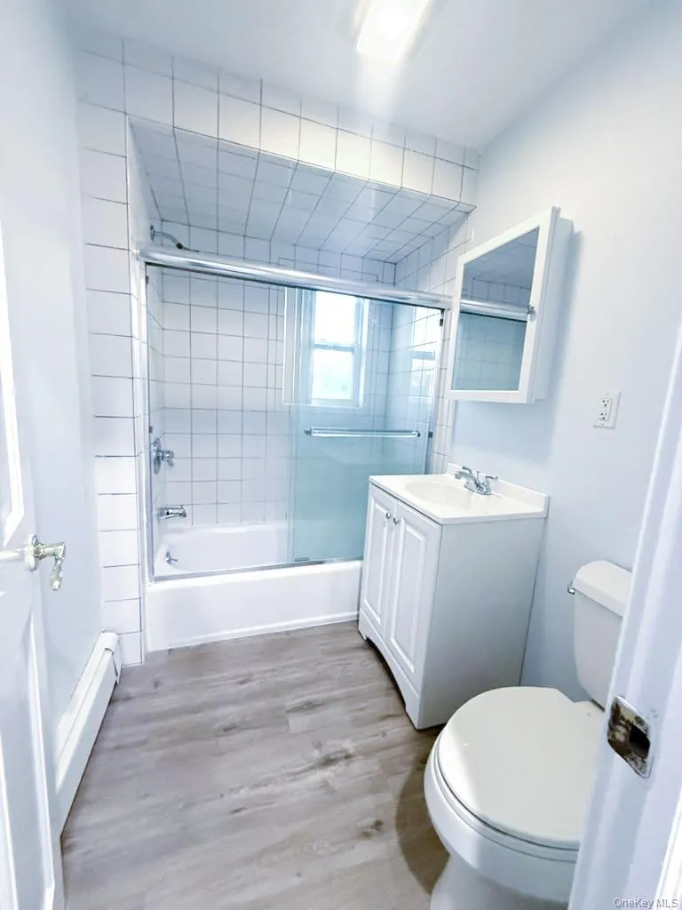 5 Trumpet Lane, Hempstead, NY, 5 Bedroom Bedrooms, 9 Room Rooms,2 BathroomBathrooms,Residential Lease,For Rent,Trumpet,0,1063806 5 Trumpet Lane, Hempstead, NY, 5 Bedroom Bedrooms, 9 Room Rooms,2 BathroomBathrooms,Residential Lease,For Rent,Trumpet,0,1063806