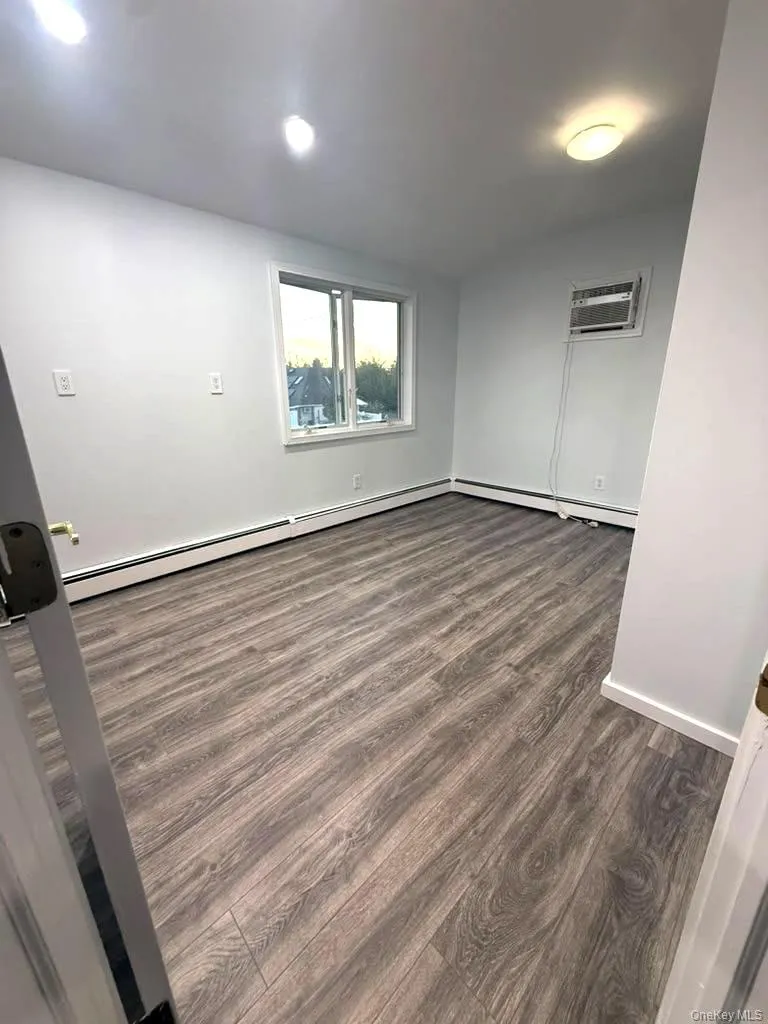 5 Trumpet Lane, Hempstead, NY, 5 Bedroom Bedrooms, 9 Room Rooms,2 BathroomBathrooms,Residential Lease,For Rent,Trumpet,0,1063806 5 Trumpet Lane, Hempstead, NY, 5 Bedroom Bedrooms, 9 Room Rooms,2 BathroomBathrooms,Residential Lease,For Rent,Trumpet,0,1063806
