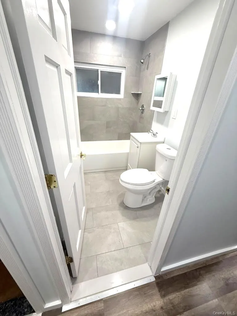 5 Trumpet Lane, Hempstead, NY, 5 Bedroom Bedrooms, 9 Room Rooms,2 BathroomBathrooms,Residential Lease,For Rent,Trumpet,0,1063806 5 Trumpet Lane, Hempstead, NY, 5 Bedroom Bedrooms, 9 Room Rooms,2 BathroomBathrooms,Residential Lease,For Rent,Trumpet,0,1063806
