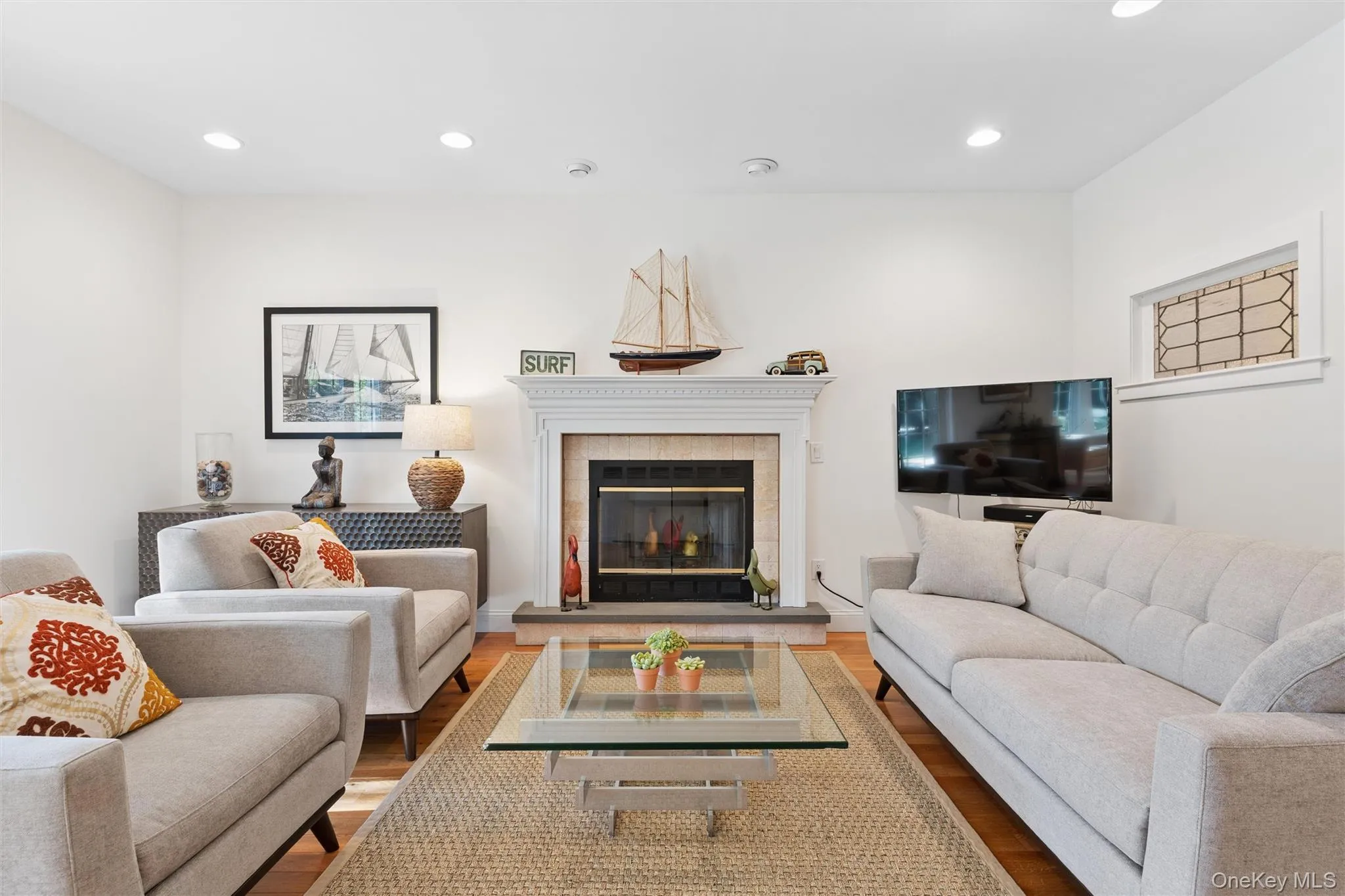 27 Lamb Avenue, Southampton, NY, 5 Bedrooms Bedrooms, 9 Rooms Rooms,3 BathroomsBathrooms,Residential Lease,For Rent,Lamb,0,1063808 27 Lamb Avenue, Southampton, NY, 5 Bedrooms Bedrooms, 9 Rooms Rooms,3 BathroomsBathrooms,Residential Lease,For Rent,Lamb,0,1063808