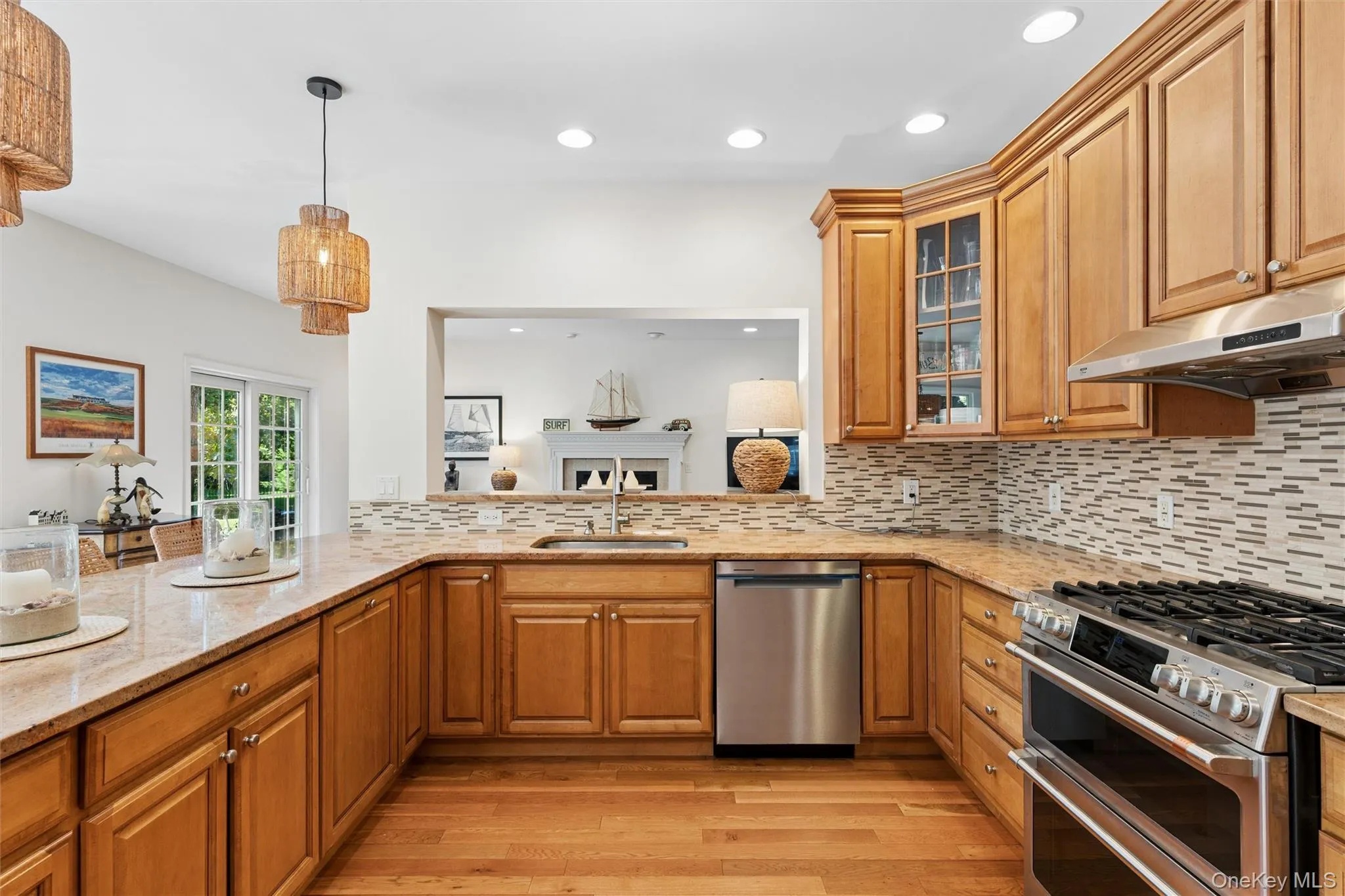 27 Lamb Avenue, Southampton, NY, 5 Bedrooms Bedrooms, 9 Rooms Rooms,3 BathroomsBathrooms,Residential Lease,For Rent,Lamb,0,1063808 27 Lamb Avenue, Southampton, NY, 5 Bedrooms Bedrooms, 9 Rooms Rooms,3 BathroomsBathrooms,Residential Lease,For Rent,Lamb,0,1063808