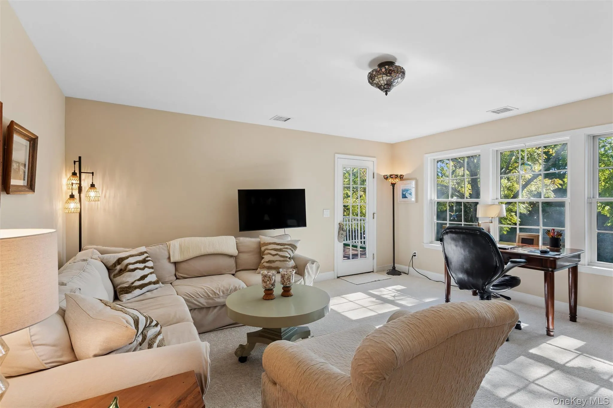 27 Lamb Avenue, Southampton, NY, 5 Bedrooms Bedrooms, 9 Rooms Rooms,3 BathroomsBathrooms,Residential Lease,For Rent,Lamb,0,1063808 27 Lamb Avenue, Southampton, NY, 5 Bedrooms Bedrooms, 9 Rooms Rooms,3 BathroomsBathrooms,Residential Lease,For Rent,Lamb,0,1063808