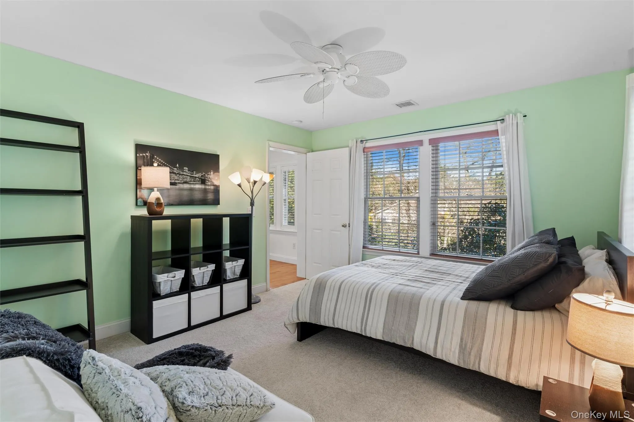 27 Lamb Avenue, Southampton, NY, 5 Bedrooms Bedrooms, 9 Rooms Rooms,3 BathroomsBathrooms,Residential Lease,For Rent,Lamb,0,1063808 27 Lamb Avenue, Southampton, NY, 5 Bedrooms Bedrooms, 9 Rooms Rooms,3 BathroomsBathrooms,Residential Lease,For Rent,Lamb,0,1063808