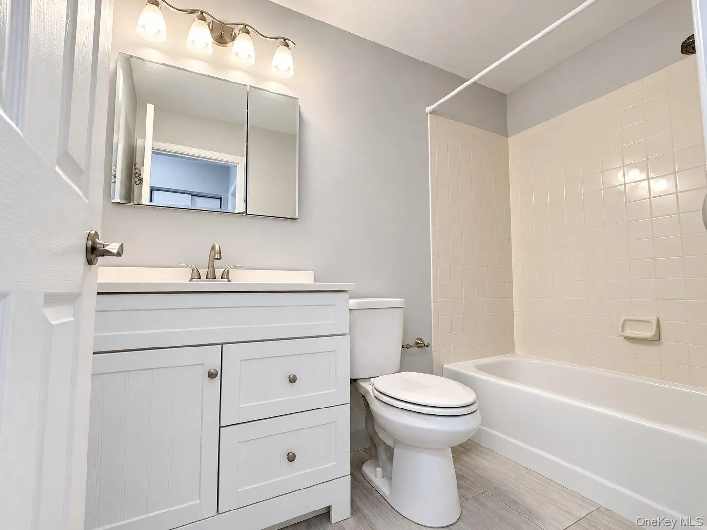 197 Deer Ct Drive, Middletown, NY, 2 Bedrooms Bedrooms, 5 Rooms Rooms,2 BathroomsBathrooms,Residential,For Rent,Deer Ct,0,1063819 197 Deer Ct Drive, Middletown, NY, 2 Bedrooms Bedrooms, 5 Rooms Rooms,2 BathroomsBathrooms,Residential,For Rent,Deer Ct,0,1063819
