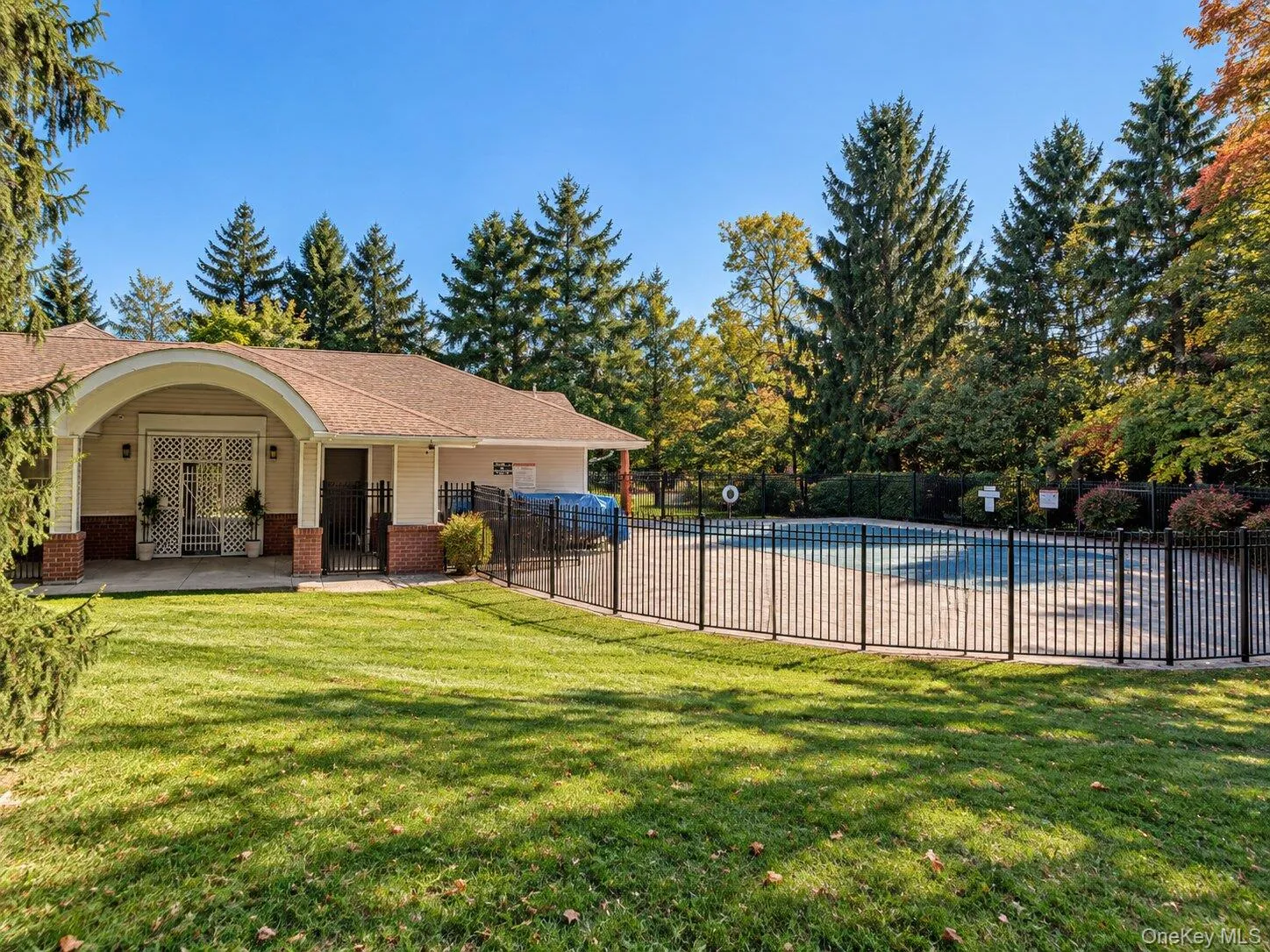 197 Deer Ct Drive, Middletown, NY, 2 Bedrooms Bedrooms, 5 Rooms Rooms,2 BathroomsBathrooms,Residential,For Rent,Deer Ct,0,1063819 197 Deer Ct Drive, Middletown, NY, 2 Bedrooms Bedrooms, 5 Rooms Rooms,2 BathroomsBathrooms,Residential,For Rent,Deer Ct,0,1063819