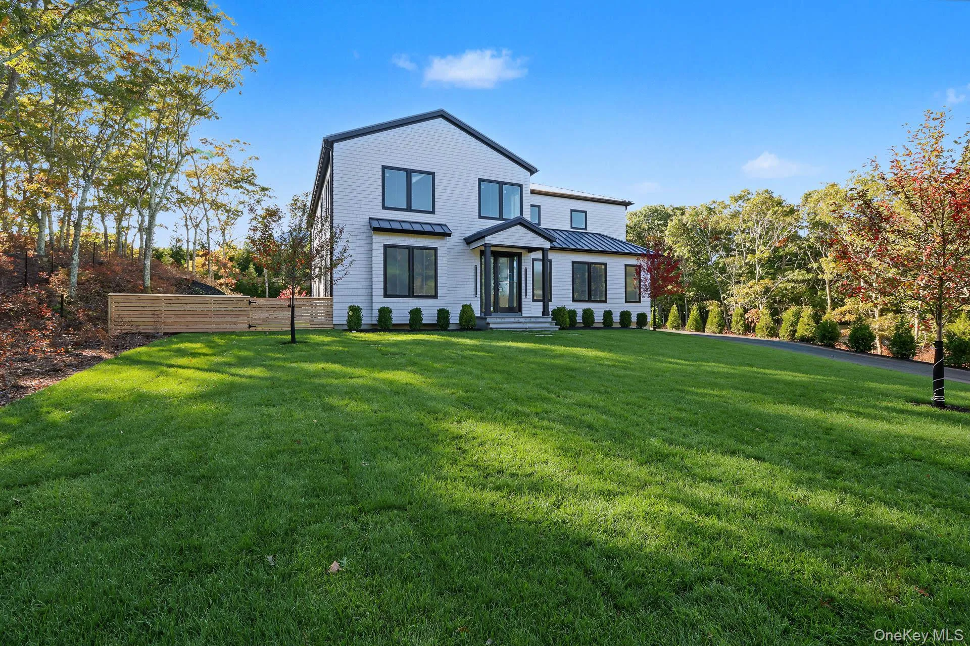 5 Terrace Avenue, Southampton, New York 11968