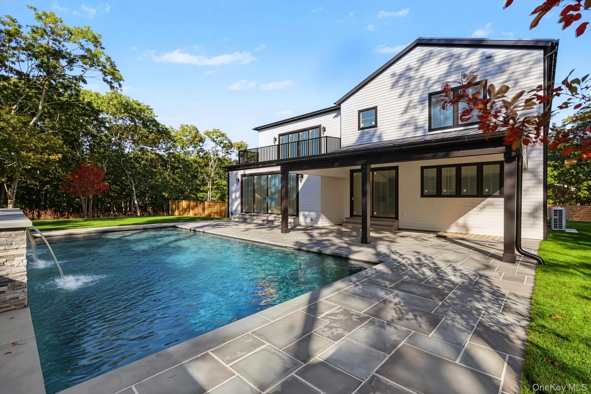 5 Terrace Avenue, Southampton, New York 11968