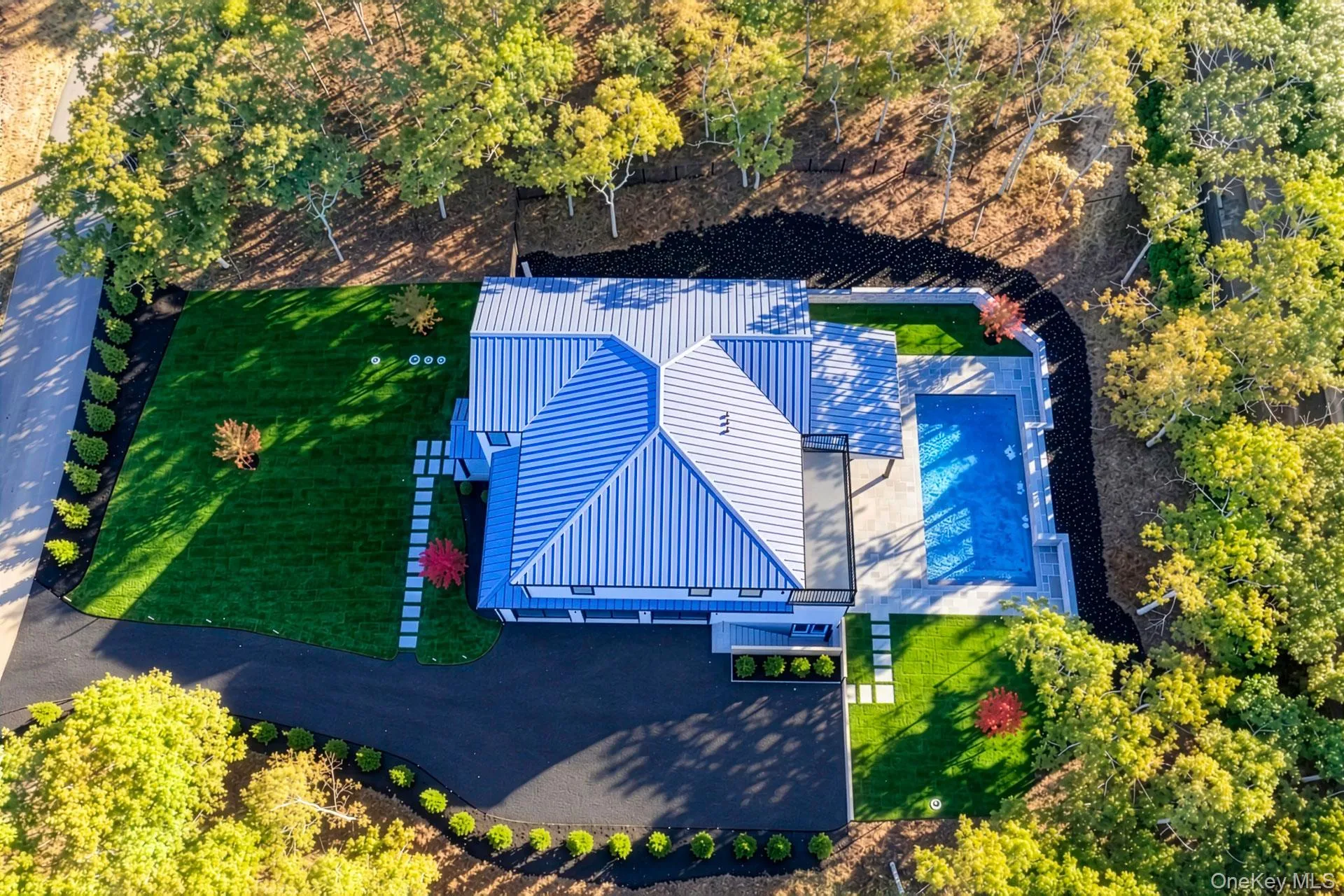 5 Terrace Avenue, Southampton, NY, 5 Bedrooms Bedrooms, 8 Rooms Rooms,5 BathroomsBathrooms,Residential,For Rent,Terrace,0,1063820 5 Terrace Avenue, Southampton, NY, 5 Bedrooms Bedrooms, 8 Rooms Rooms,5 BathroomsBathrooms,Residential,For Rent,Terrace,0,1063820