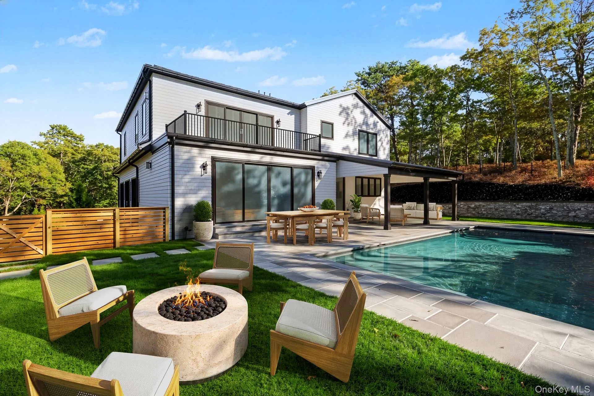5 Terrace Avenue, Southampton, New York 11968