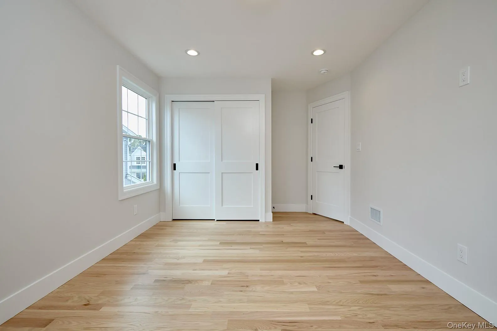 45 Sherman Avenue, Hempstead, NY, 4 Bedrooms Bedrooms, 11 Rooms Rooms,2 BathroomsBathrooms,Residential,For Rent,Sherman,0,1063849 45 Sherman Avenue, Hempstead, NY, 4 Bedrooms Bedrooms, 11 Rooms Rooms,2 BathroomsBathrooms,Residential,For Rent,Sherman,0,1063849