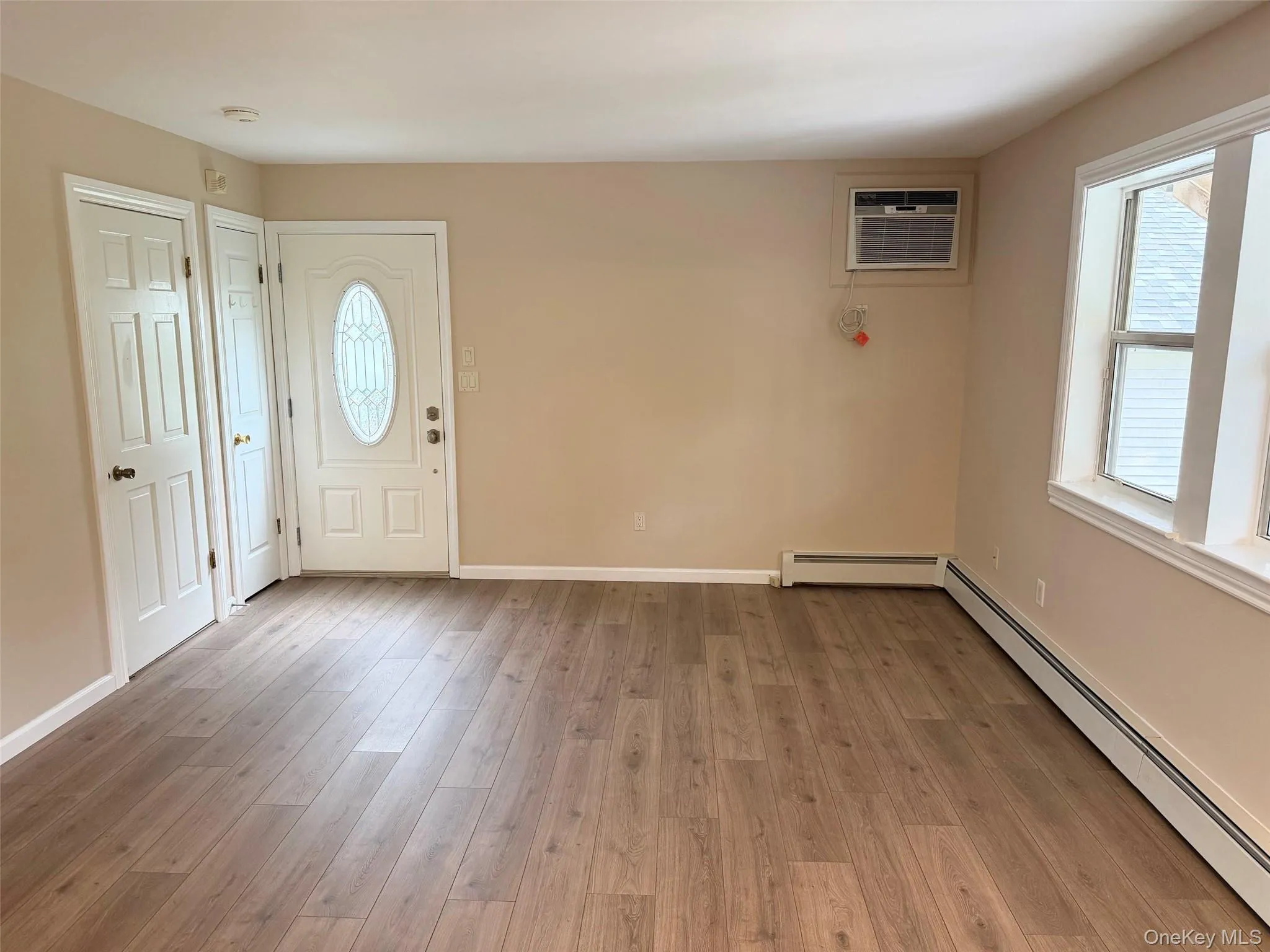 171 Huber Avenue, Islip, NY, 2 Bedrooms Bedrooms, 4 Rooms Rooms,1 BathroomBathrooms,Residential Lease,For Rent,Huber,0,1063855 171 Huber Avenue, Islip, NY, 2 Bedrooms Bedrooms, 4 Rooms Rooms,1 BathroomBathrooms,Residential Lease,For Rent,Huber,0,1063855