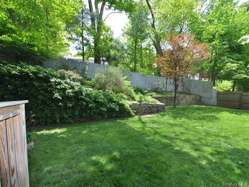 450 Bedford Road, Bedford, NY, 3 Bedrooms Bedrooms, 7 Rooms Rooms,2 BathroomsBathrooms,Residential Lease,For Rent,Bedford,0,1063875 450 Bedford Road, Bedford, NY, 3 Bedrooms Bedrooms, 7 Rooms Rooms,2 BathroomsBathrooms,Residential Lease,For Rent,Bedford,0,1063875