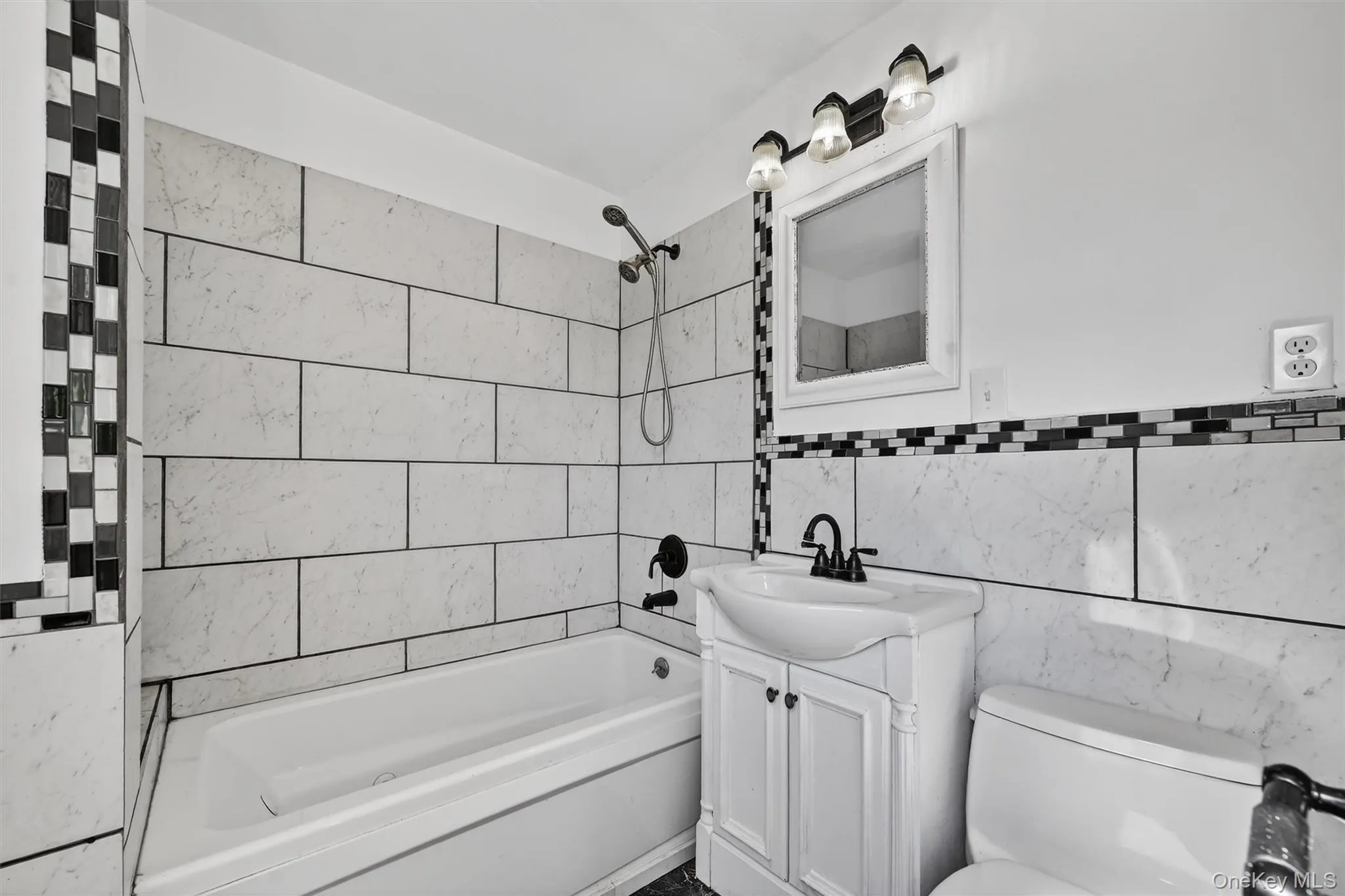 405 County Route 22, Middletown, NY, 3 Bedrooms Bedrooms, 13 Rooms Rooms,4 BathroomsBathrooms,Residential,For Rent,County Route 22,0,1063876 405 County Route 22, Middletown, NY, 3 Bedrooms Bedrooms, 13 Rooms Rooms,4 BathroomsBathrooms,Residential,For Rent,County Route 22,0,1063876
