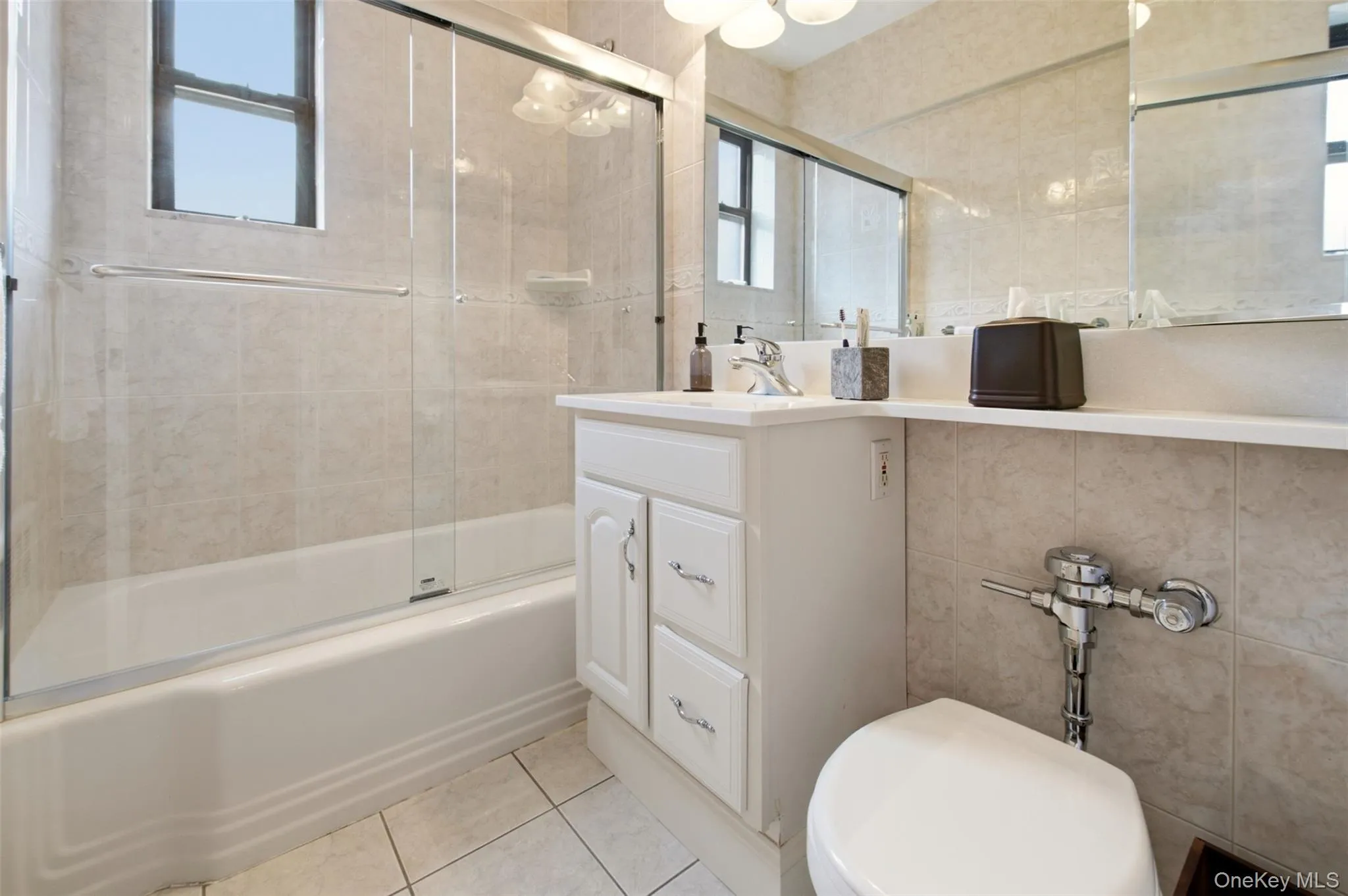 90 Schenck, North Hempstead, NY, 3 Rooms Rooms,1 BathroomBathrooms,Residential,For Rent,Schenck,0,1063879 90 Schenck, North Hempstead, NY, 3 Rooms Rooms,1 BathroomBathrooms,Residential,For Rent,Schenck,0,1063879