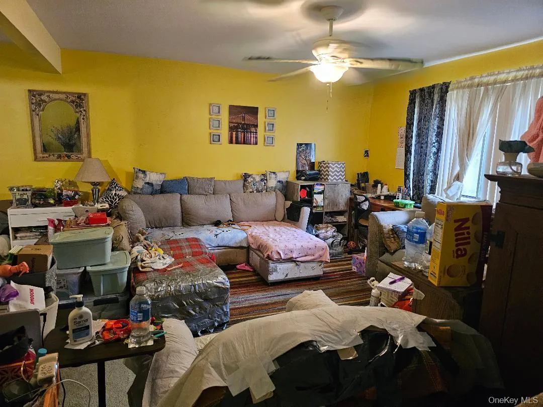 61 Maureen Drive, Middletown, NY, 4 Bedrooms Bedrooms, 9 Rooms Rooms,2 BathroomsBathrooms,Residential,For Rent,Maureen,0,1063882 61 Maureen Drive, Middletown, NY, 4 Bedrooms Bedrooms, 9 Rooms Rooms,2 BathroomsBathrooms,Residential,For Rent,Maureen,0,1063882