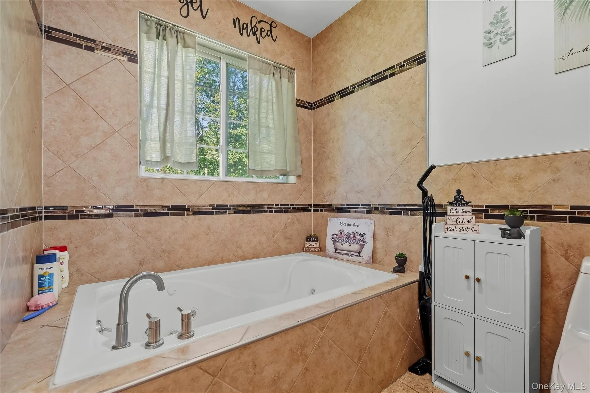 435 Tally Ho Road, Middletown, NY, 3 Bedrooms Bedrooms, 7 Rooms Rooms,2 BathroomsBathrooms,Residential,For Rent,Tally Ho,0,1063883 435 Tally Ho Road, Middletown, NY, 3 Bedrooms Bedrooms, 7 Rooms Rooms,2 BathroomsBathrooms,Residential,For Rent,Tally Ho,0,1063883