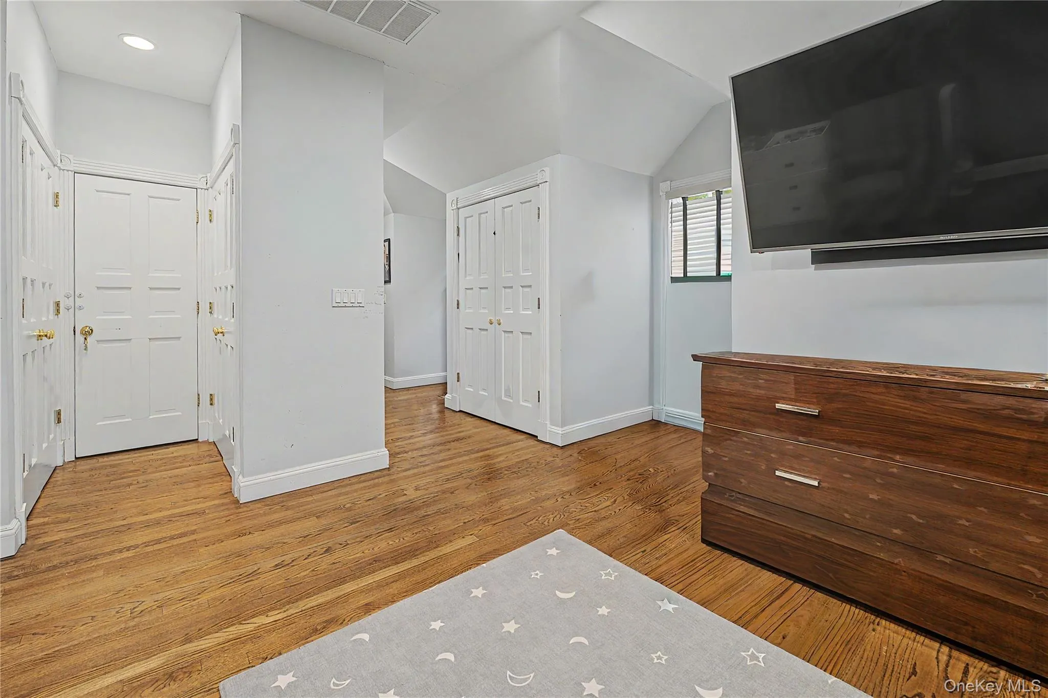 12 Chauncey Place, Oyster Bay, NY, 6 Bedrooms Bedrooms, 18 Rooms Rooms,6 BathroomsBathrooms,Residential,For Rent,Chauncey,0,1063885 12 Chauncey Place, Oyster Bay, NY, 6 Bedrooms Bedrooms, 18 Rooms Rooms,6 BathroomsBathrooms,Residential,For Rent,Chauncey,0,1063885
