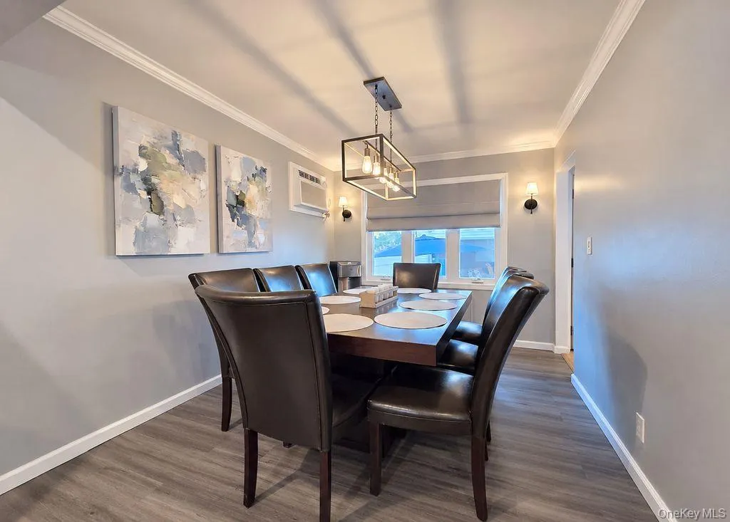 21 Clifford Drive, Oyster Bay, NY, 4 Bedrooms Bedrooms, 11 Rooms Rooms,2 BathroomsBathrooms,Residential,For Rent,Clifford,0,1063887 21 Clifford Drive, Oyster Bay, NY, 4 Bedrooms Bedrooms, 11 Rooms Rooms,2 BathroomsBathrooms,Residential,For Rent,Clifford,0,1063887