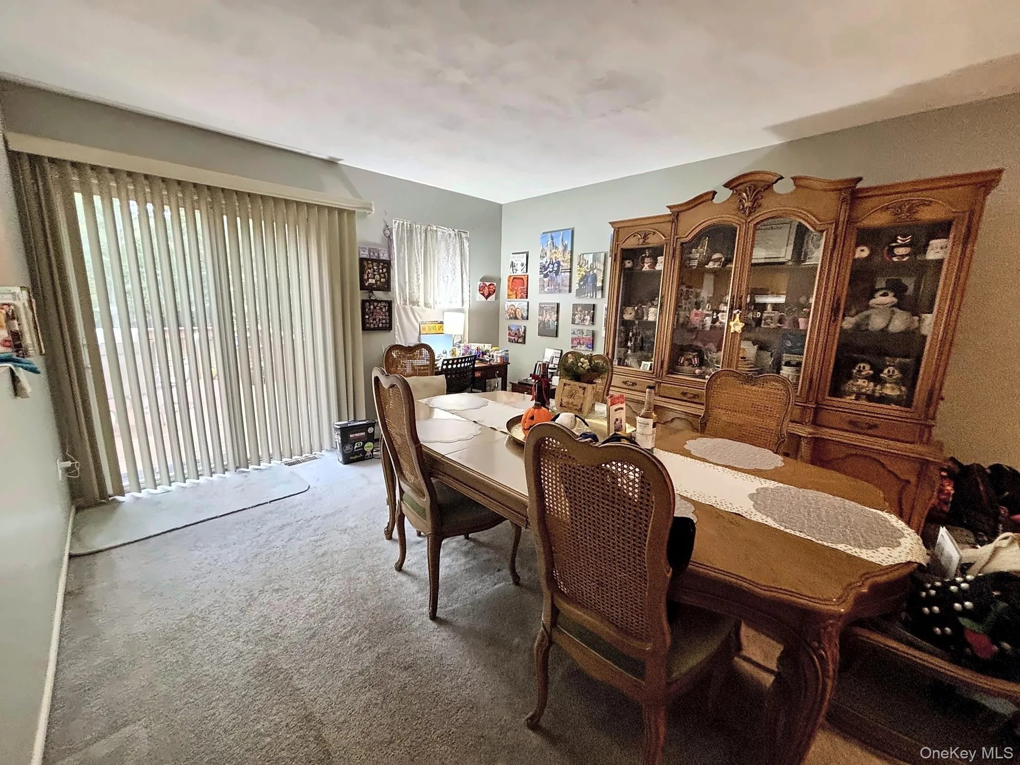 Formal Den (Currently Being Used As A Formal Dining Room.) Formal Den (Currently Being Used As A Formal Dining Room.)