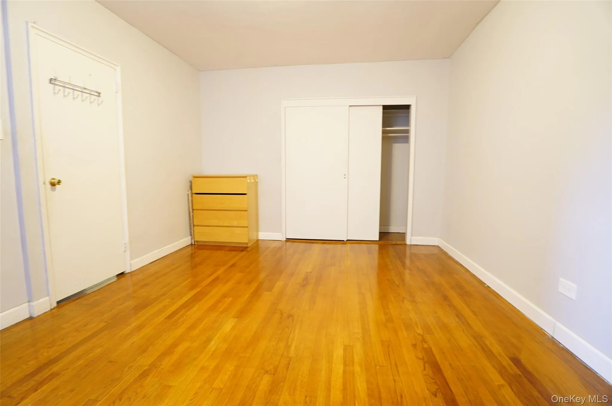 63-45 Saunders Street, New York, NY, 2 Bedroom Bedrooms, 4 Room Rooms,1 BathroomBathrooms,Residential Lease,For Rent,Saunders,0,1063896 63-45 Saunders Street, New York, NY, 2 Bedroom Bedrooms, 4 Room Rooms,1 BathroomBathrooms,Residential Lease,For Rent,Saunders,0,1063896