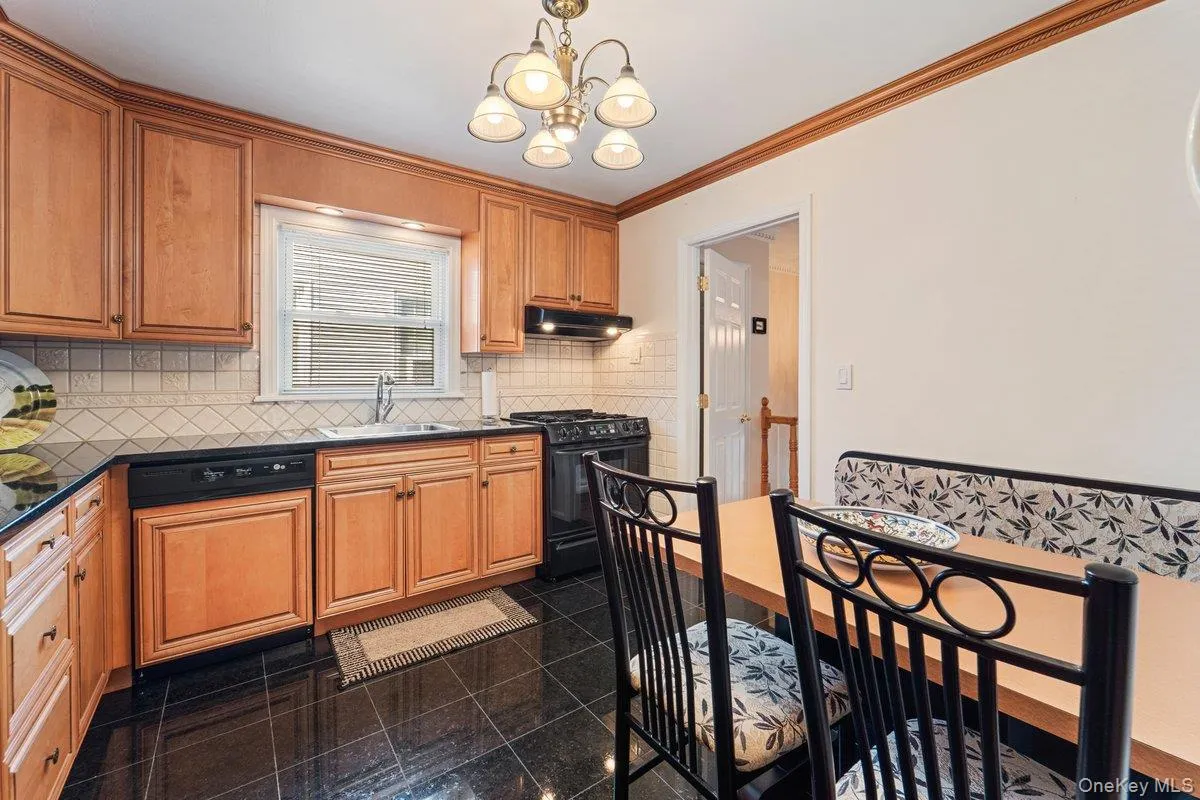 157-60 13th Avenue, New York, NY, 4 Bedrooms Bedrooms, 10 Rooms Rooms,3 BathroomsBathrooms,Residential,For Rent,13th,0,1063908 157-60 13th Avenue, New York, NY, 4 Bedrooms Bedrooms, 10 Rooms Rooms,3 BathroomsBathrooms,Residential,For Rent,13th,0,1063908