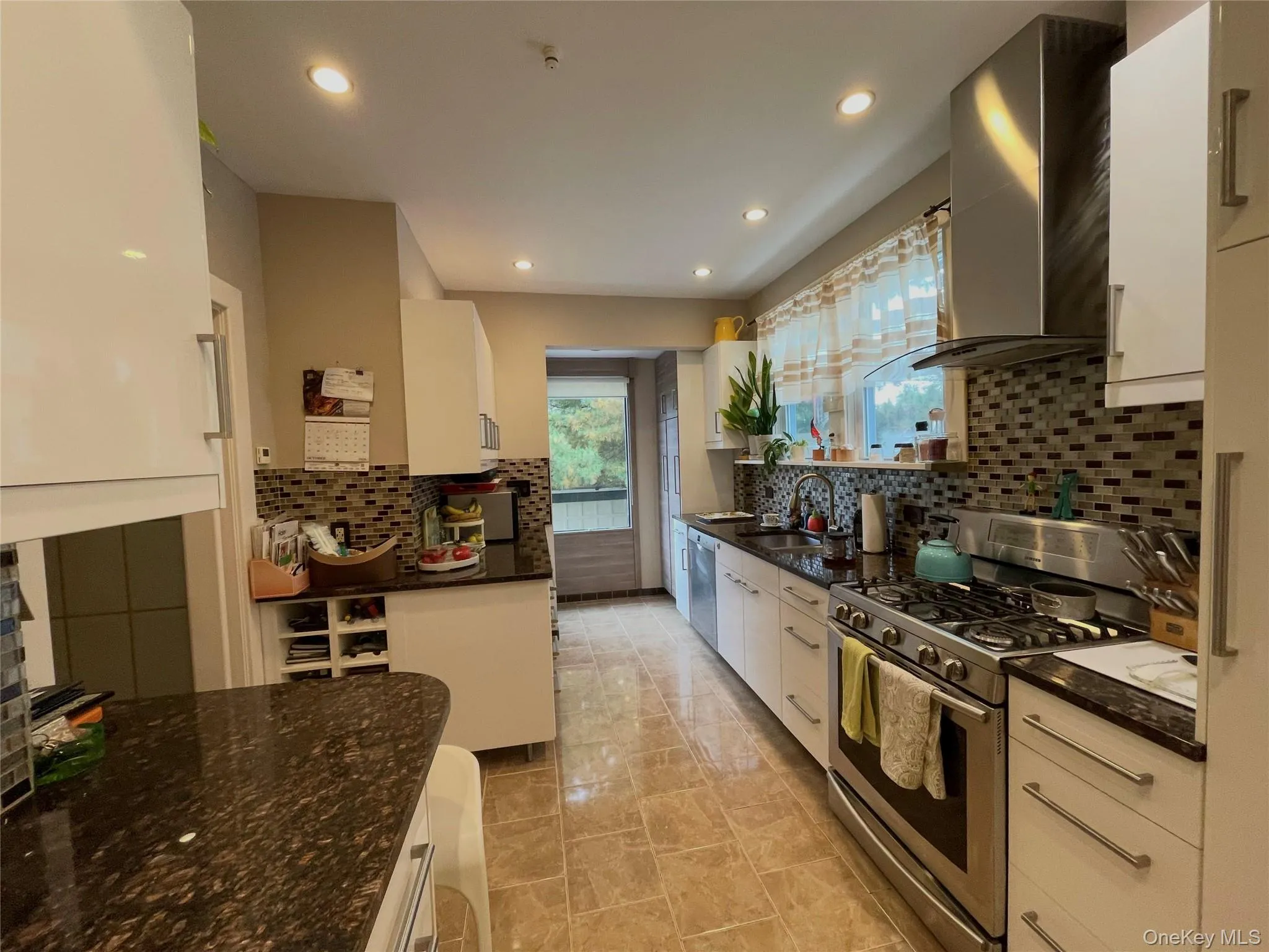 42 Park Avenue, Rye Town, NY, 4 Bedrooms Bedrooms, 7 Rooms Rooms,3 BathroomsBathrooms,Residential,For Rent,Park,0,1063916 42 Park Avenue, Rye Town, NY, 4 Bedrooms Bedrooms, 7 Rooms Rooms,3 BathroomsBathrooms,Residential,For Rent,Park,0,1063916