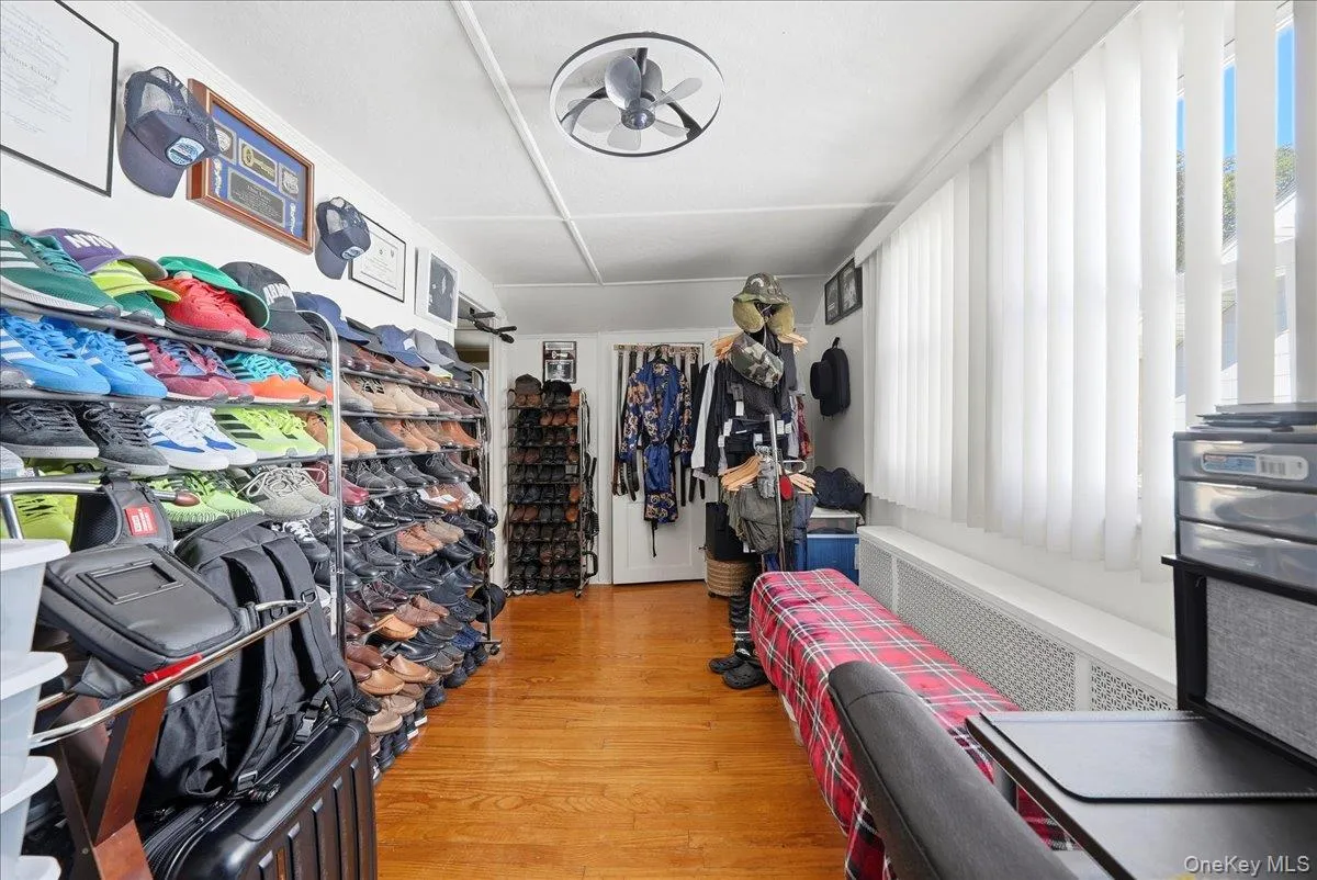 12 Knollwood Avenue, Mount Vernon, NY, 4 Bedrooms Bedrooms, 8 Rooms Rooms,2 BathroomsBathrooms,Residential,For Rent,Knollwood,0,1063917 12 Knollwood Avenue, Mount Vernon, NY, 4 Bedrooms Bedrooms, 8 Rooms Rooms,2 BathroomsBathrooms,Residential,For Rent,Knollwood,0,1063917