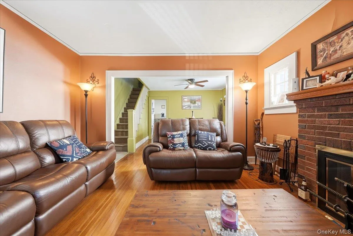 12 Knollwood Avenue, Mount Vernon, NY, 4 Bedrooms Bedrooms, 8 Rooms Rooms,2 BathroomsBathrooms,Residential,For Rent,Knollwood,0,1063917 12 Knollwood Avenue, Mount Vernon, NY, 4 Bedrooms Bedrooms, 8 Rooms Rooms,2 BathroomsBathrooms,Residential,For Rent,Knollwood,0,1063917