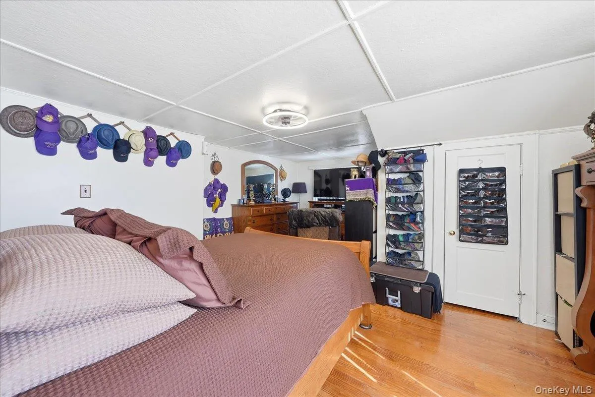12 Knollwood Avenue, Mount Vernon, NY, 4 Bedrooms Bedrooms, 8 Rooms Rooms,2 BathroomsBathrooms,Residential,For Rent,Knollwood,0,1063917 12 Knollwood Avenue, Mount Vernon, NY, 4 Bedrooms Bedrooms, 8 Rooms Rooms,2 BathroomsBathrooms,Residential,For Rent,Knollwood,0,1063917