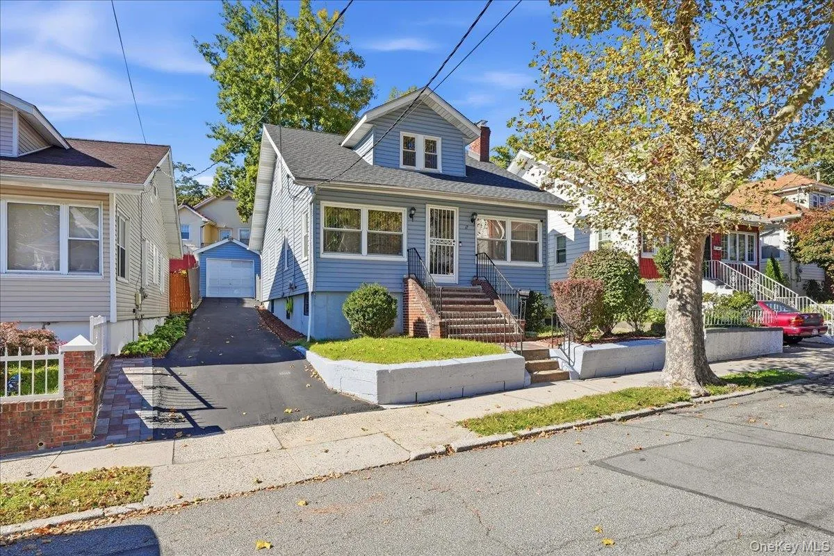 12 Knollwood Avenue, Mount Vernon, NY, 4 Bedrooms Bedrooms, 8 Rooms Rooms,2 BathroomsBathrooms,Residential,For Rent,Knollwood,0,1063917 12 Knollwood Avenue, Mount Vernon, NY, 4 Bedrooms Bedrooms, 8 Rooms Rooms,2 BathroomsBathrooms,Residential,For Rent,Knollwood,0,1063917