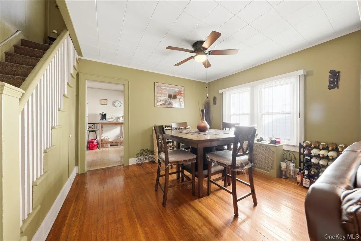 12 Knollwood Avenue, Mount Vernon, NY, 4 Bedrooms Bedrooms, 8 Rooms Rooms,2 BathroomsBathrooms,Residential,For Rent,Knollwood,0,1063917 12 Knollwood Avenue, Mount Vernon, NY, 4 Bedrooms Bedrooms, 8 Rooms Rooms,2 BathroomsBathrooms,Residential,For Rent,Knollwood,0,1063917