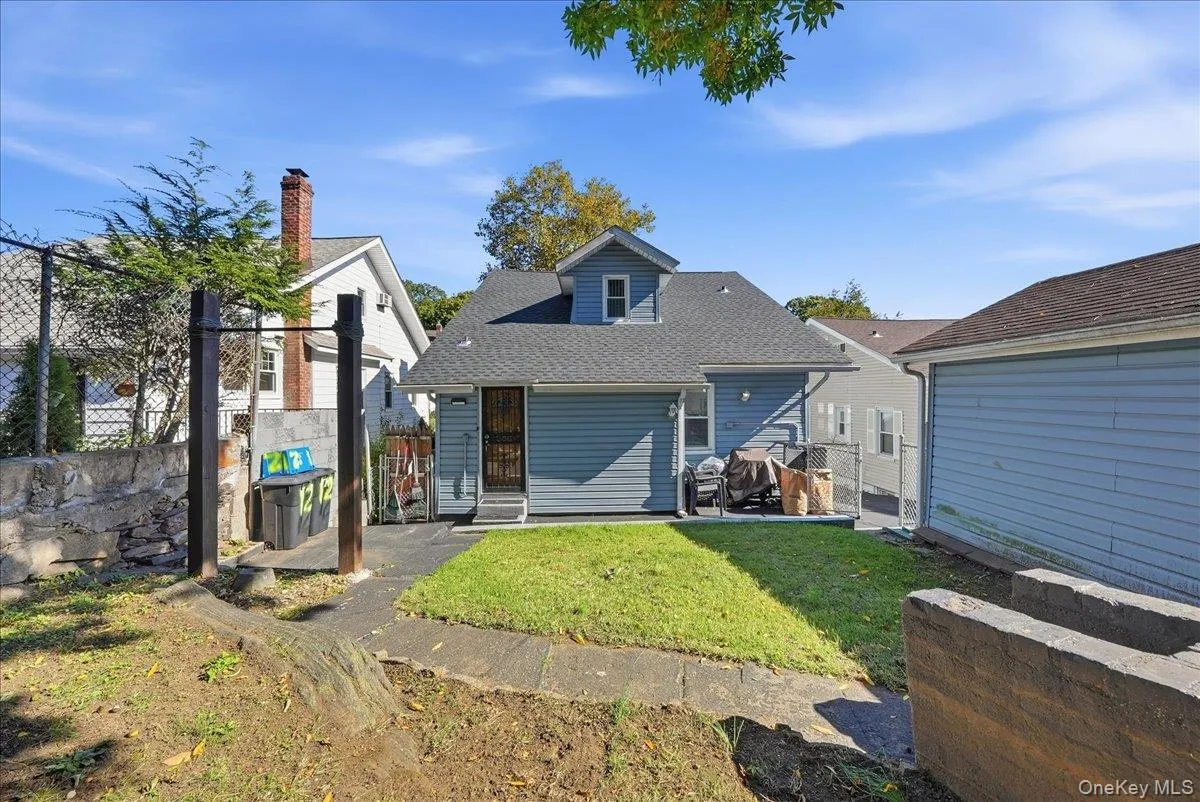 12 Knollwood Avenue, Mount Vernon, NY, 4 Bedrooms Bedrooms, 8 Rooms Rooms,2 BathroomsBathrooms,Residential,For Rent,Knollwood,0,1063917 12 Knollwood Avenue, Mount Vernon, NY, 4 Bedrooms Bedrooms, 8 Rooms Rooms,2 BathroomsBathrooms,Residential,For Rent,Knollwood,0,1063917